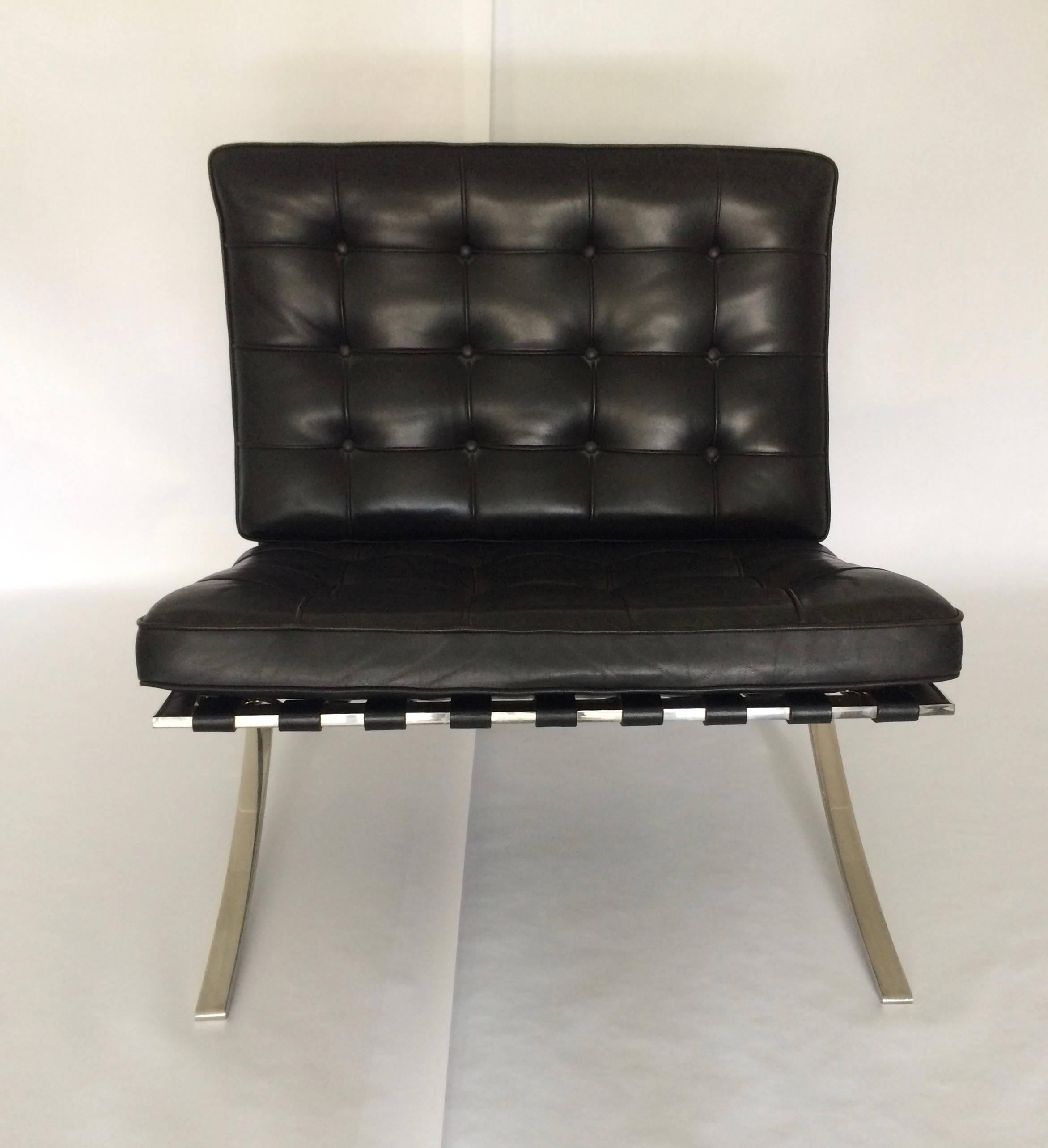 Pair of Black Leather Barcelona Chairs by Knoll In Excellent Condition In Bridport, CT