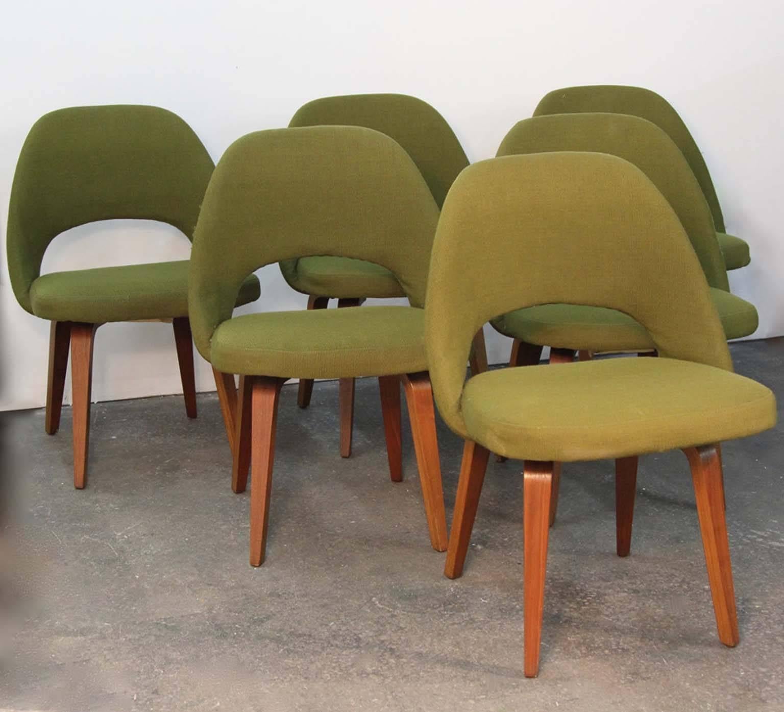 American Eero Saarinen for Knoll Executive Side Chairs Walnut Legs, Mid-Century Modern
