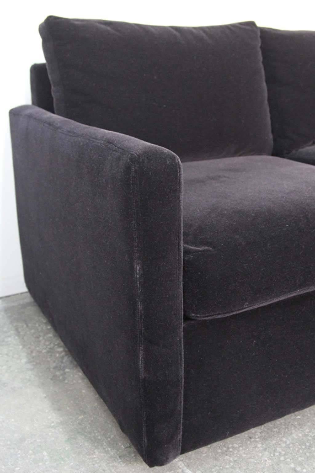 Mid-Century Modern Tuxedo Style Four-Seat Sofa in Black Mohair For Sale 3