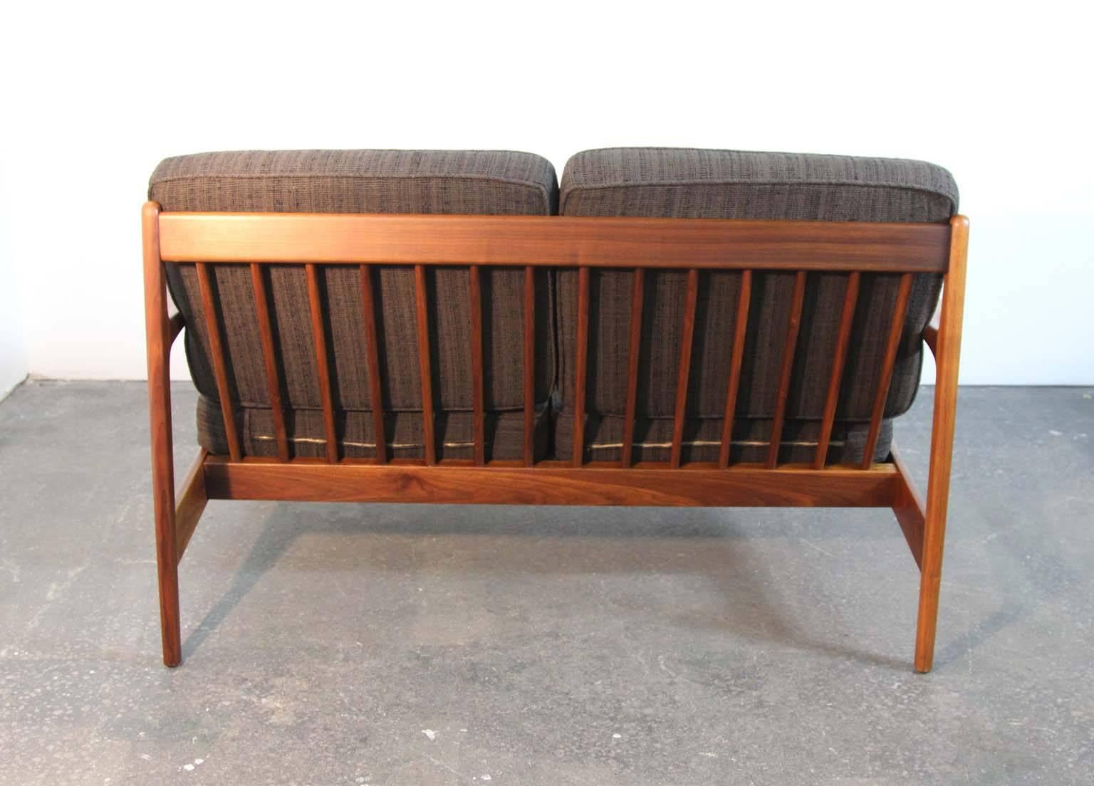 Folke Ohlsson Teak Settee and Lounge Chair Set for DUX In Excellent Condition For Sale In Bridport, CT