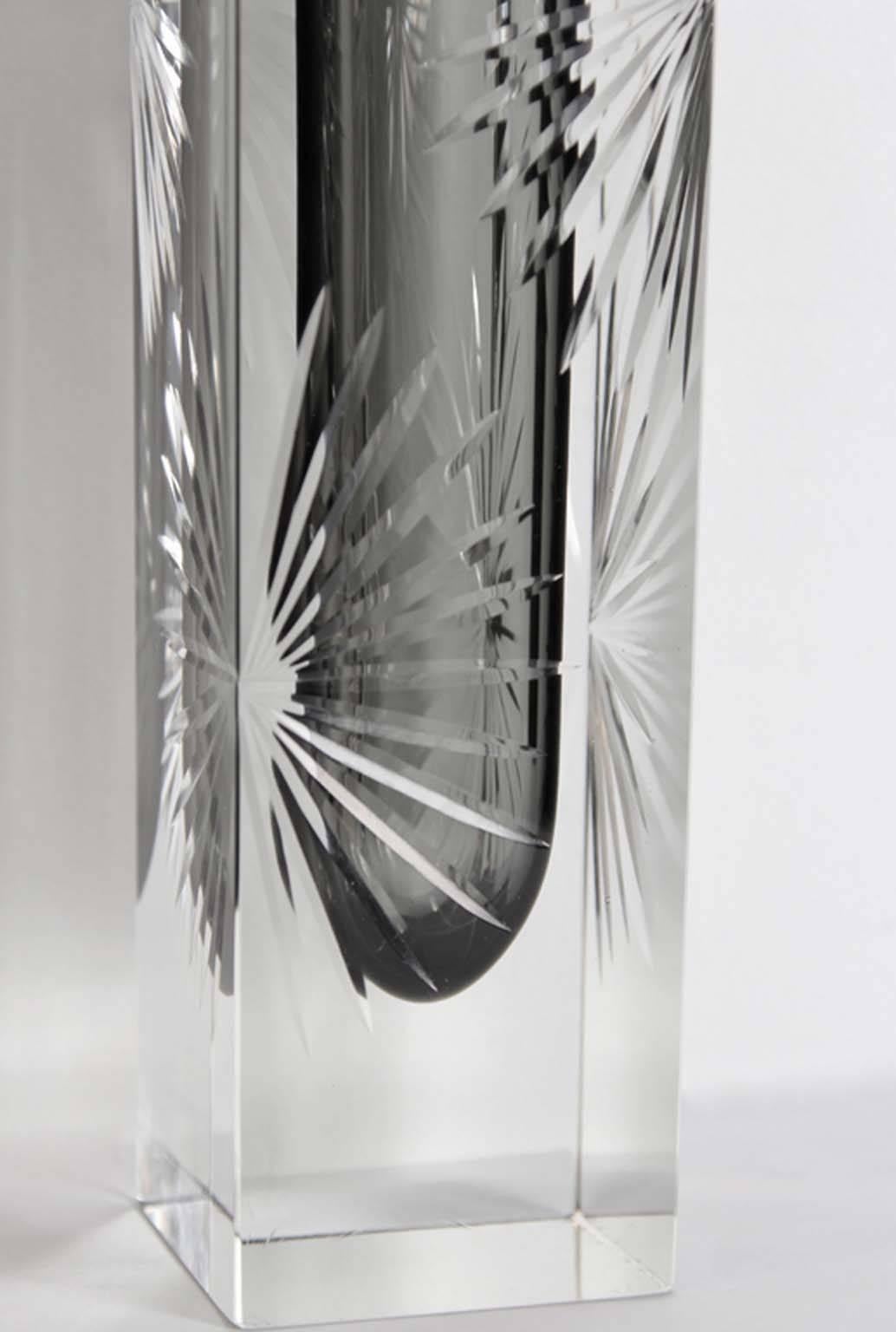 Mandruzzato Faceted Starburst Vase, 1970s For Sale 3