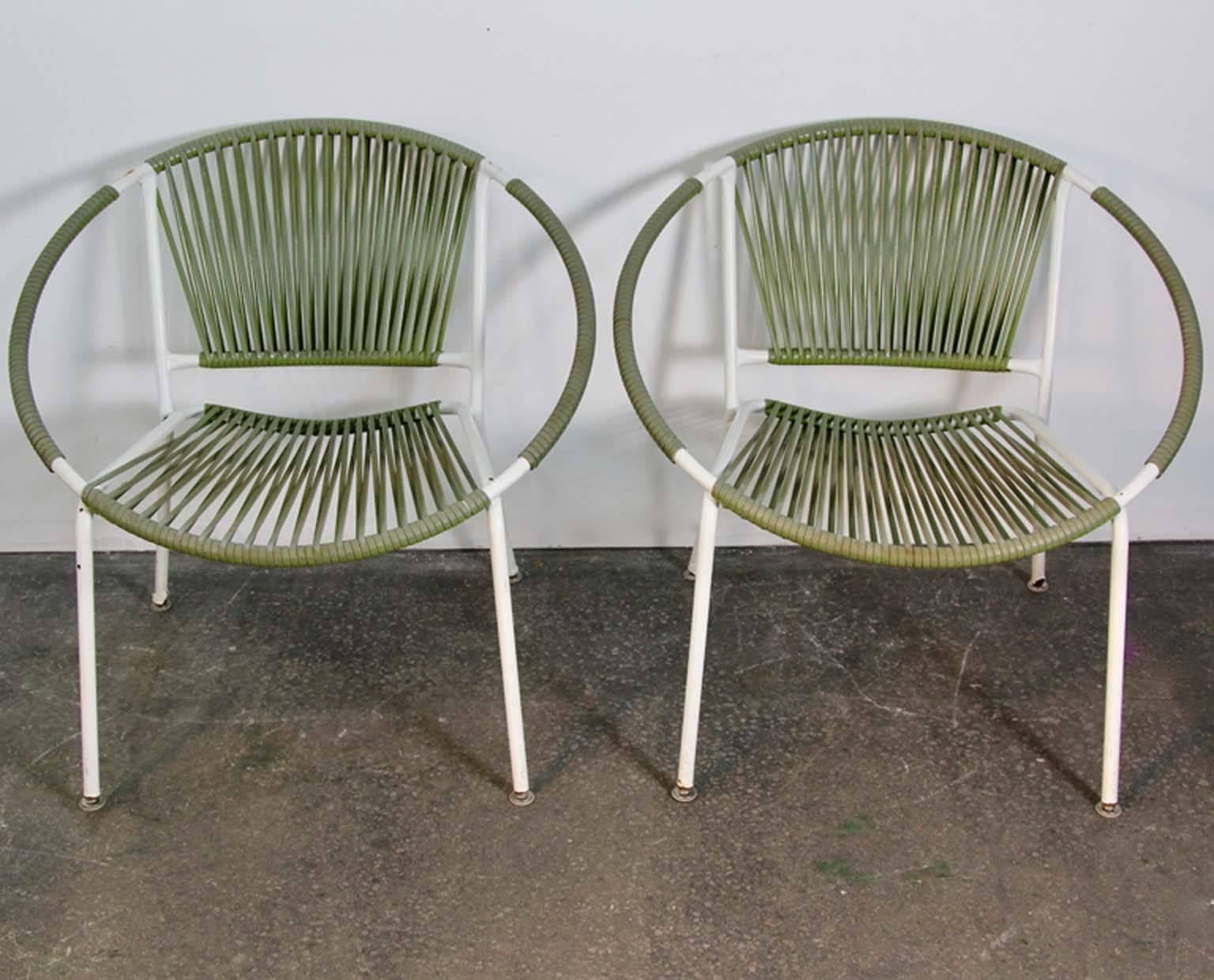 Mid-Century Modern Modernist Pair of Hoop Chairs with Pebble Glass Snack Table Patio Set For Sale