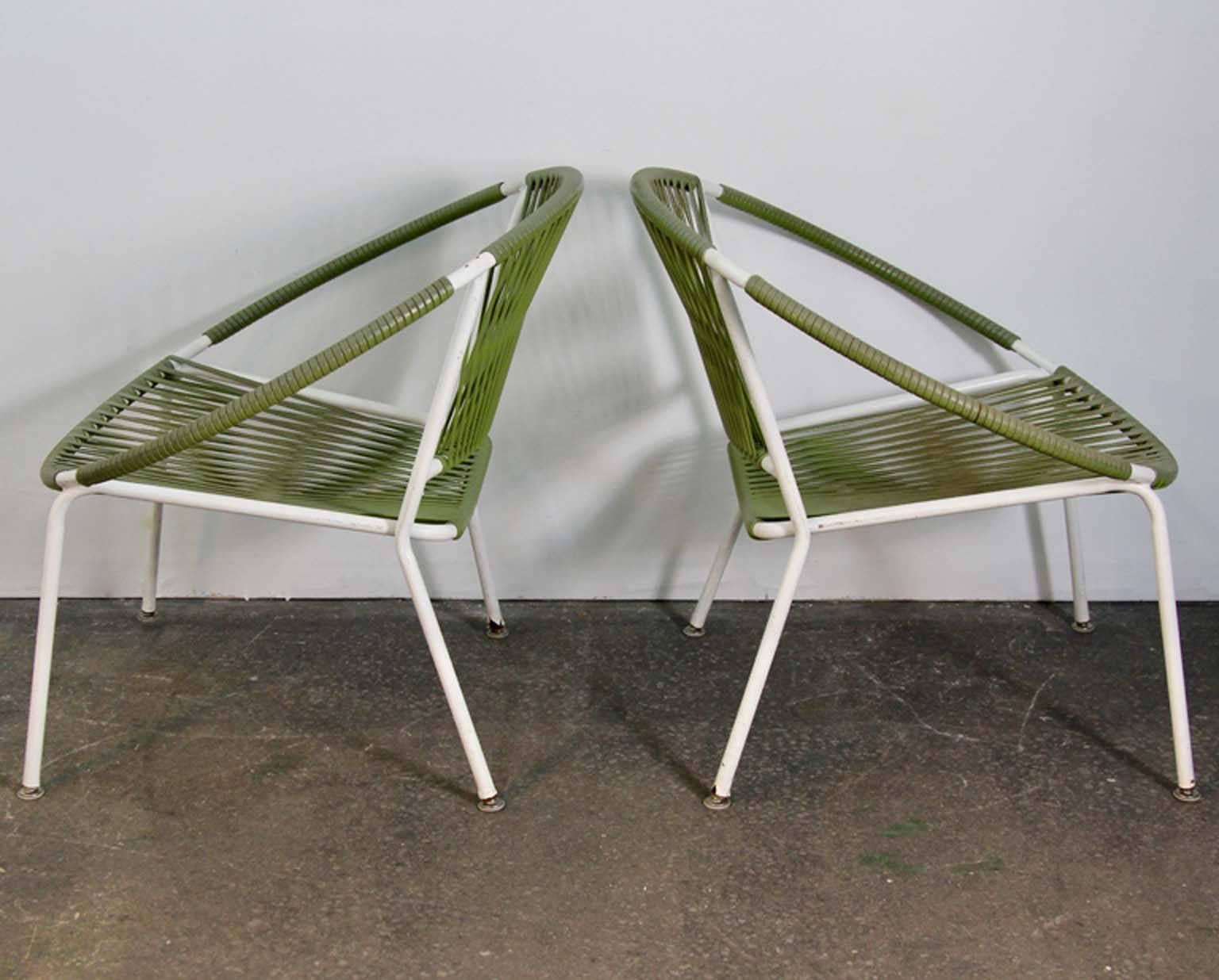 Mid-20th Century Modernist Pair of Hoop Chairs with Pebble Glass Snack Table Patio Set For Sale