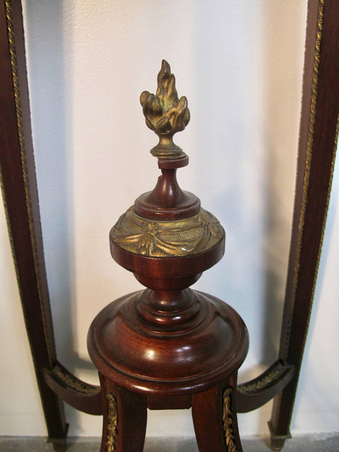Antique Museum Stand or Pedestal Attributed to Linke For Sale 3
