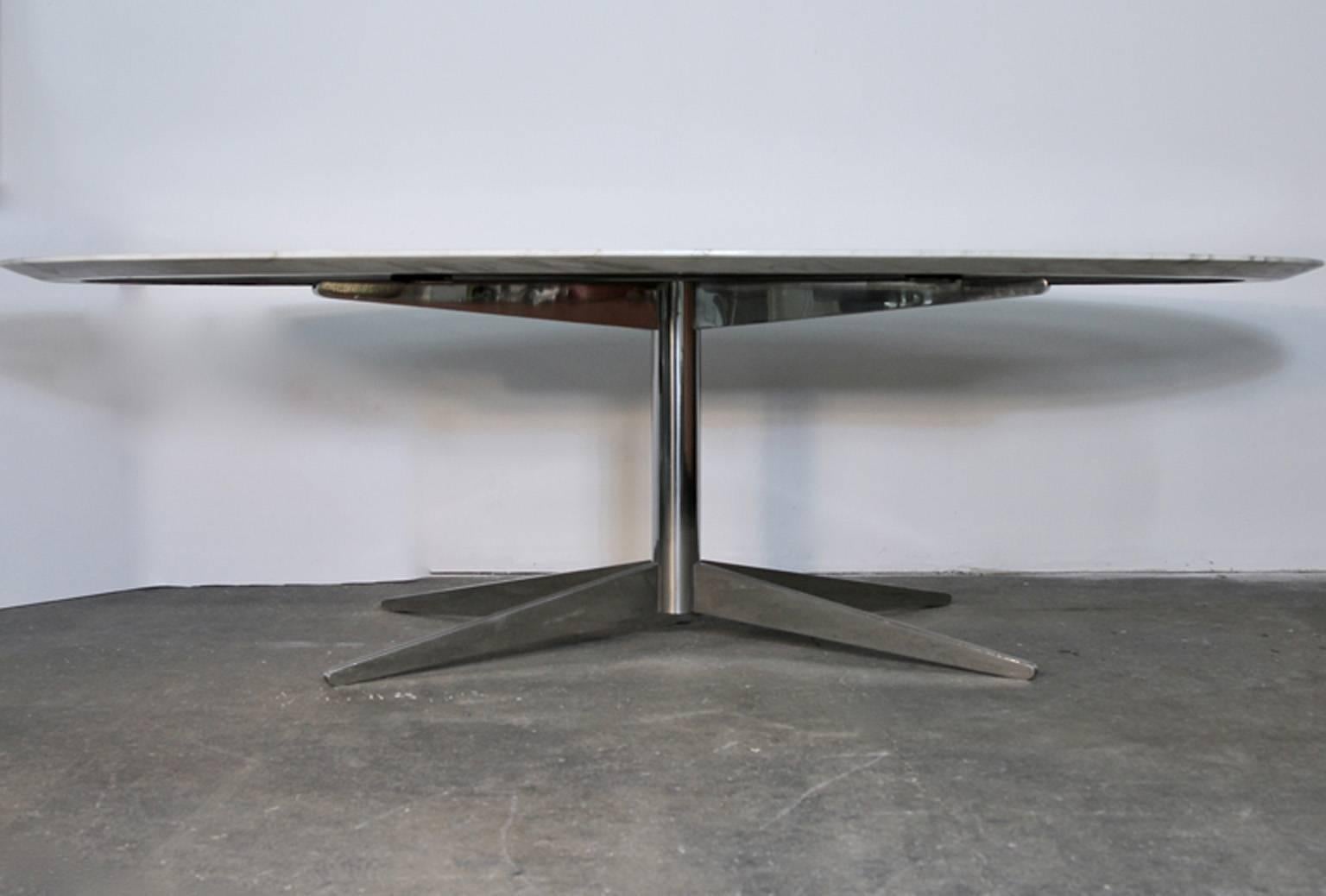 North American Mid-Century Modern Calcutta Marble-Top Dining Table with Chrome Base Knoll Style
