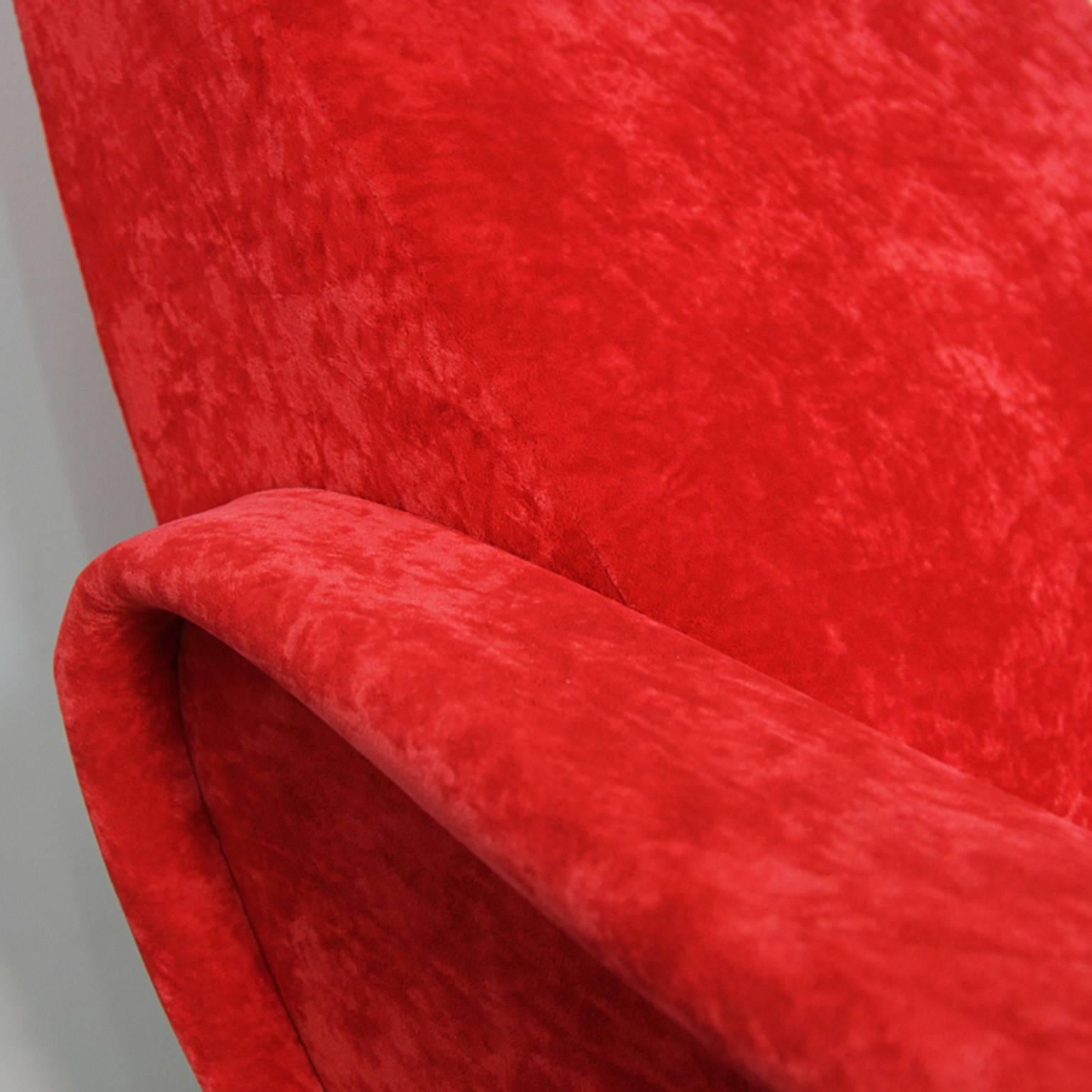 Contemporary Pair of Italian Style Upholstered Club Chairs in Red Velvet