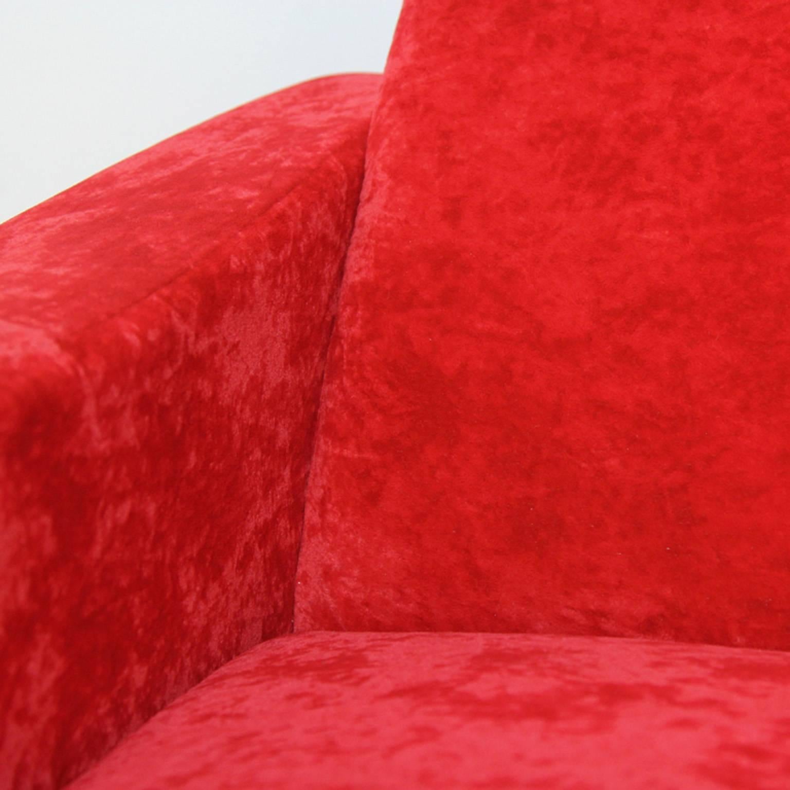 Pair of Italian Style Upholstered Club Chairs in Red Velvet 1
