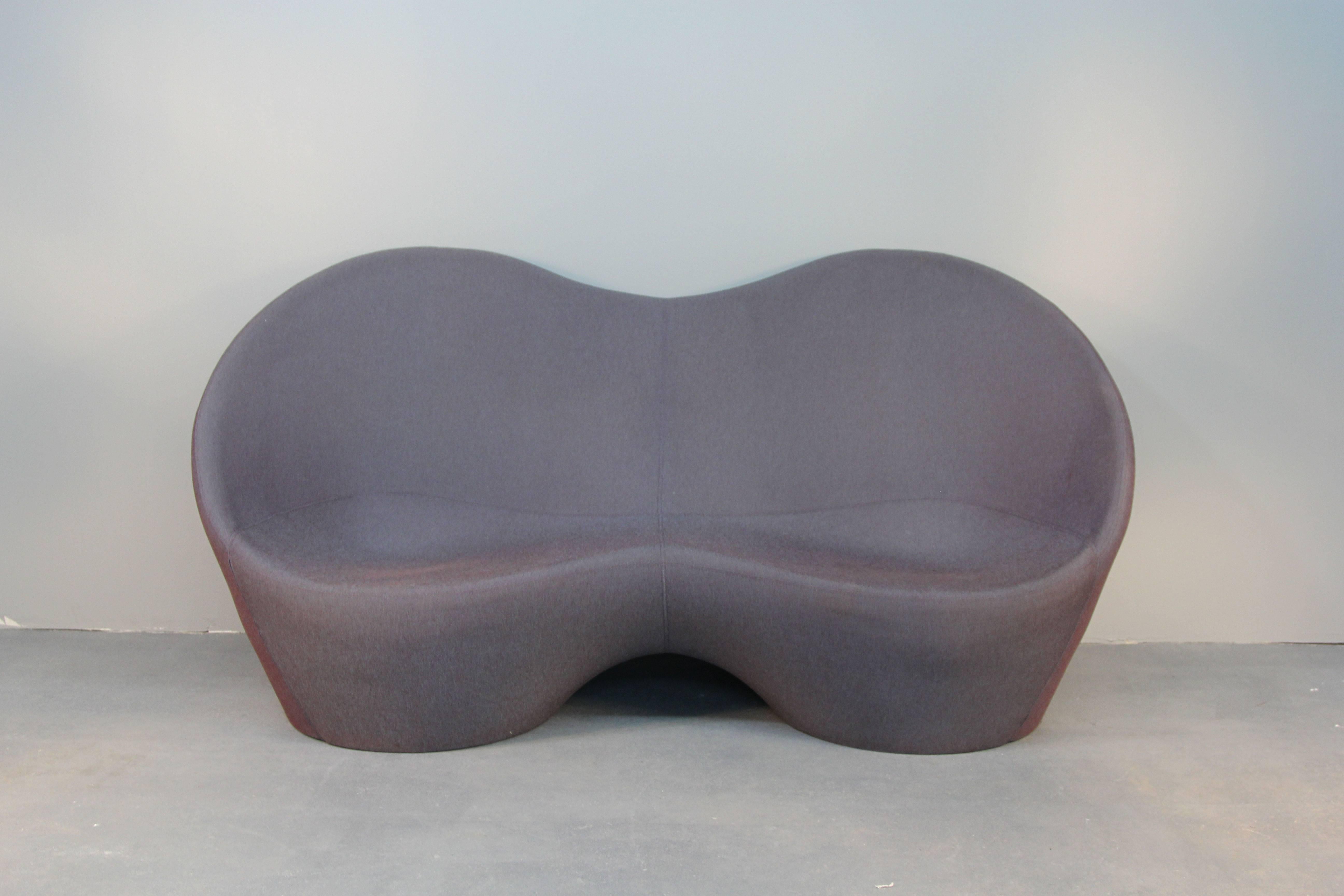 Very unique piece to the United States, the Italian company Casamania and its designer Karim Rashid have developed this amazing modern sofa with sleek lines and edgy design. 

Karim Rashid is a leading figure in the fields of product and interior