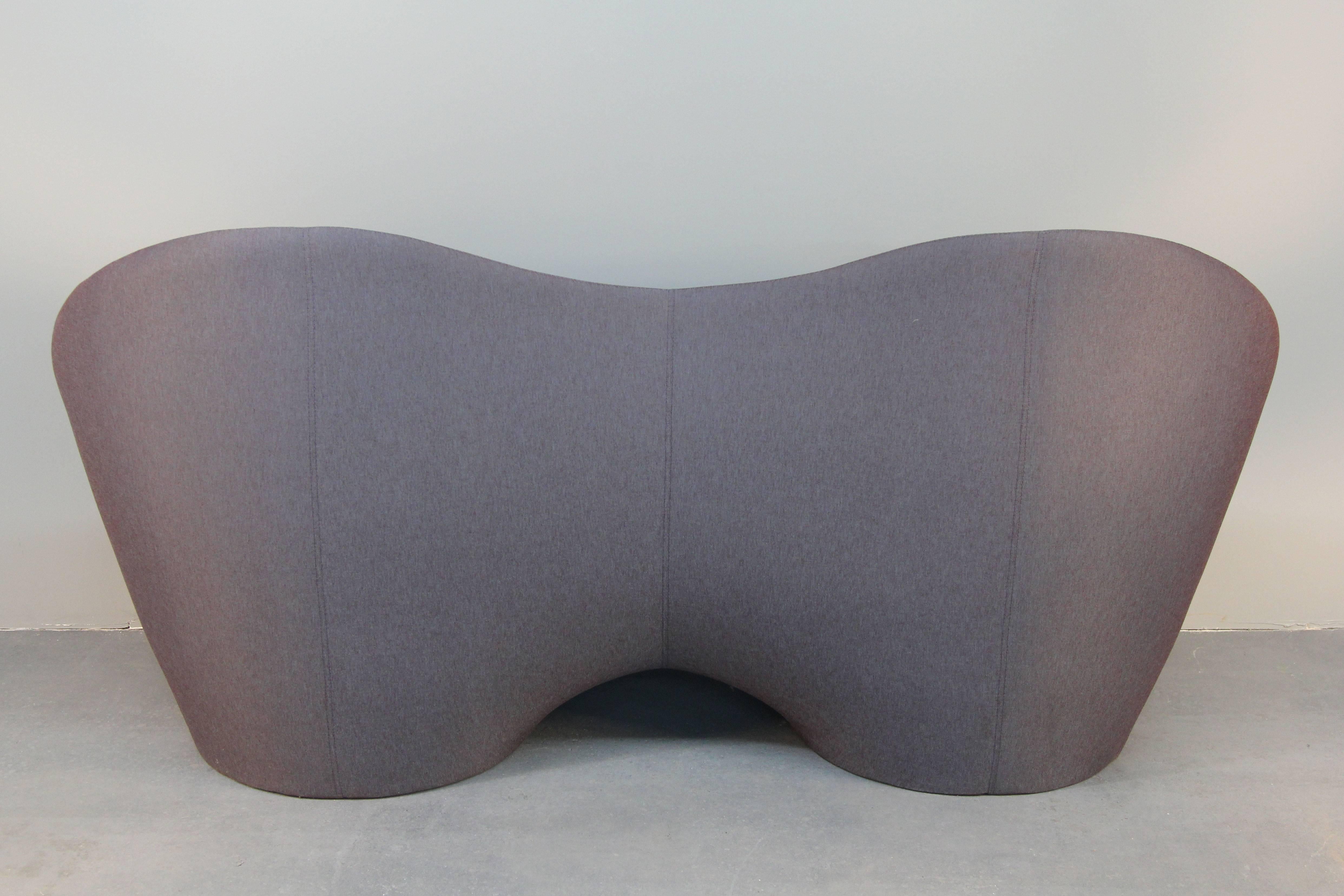 Casamania Kouch Italian Contemporary Sofa In Excellent Condition For Sale In Bridport, CT