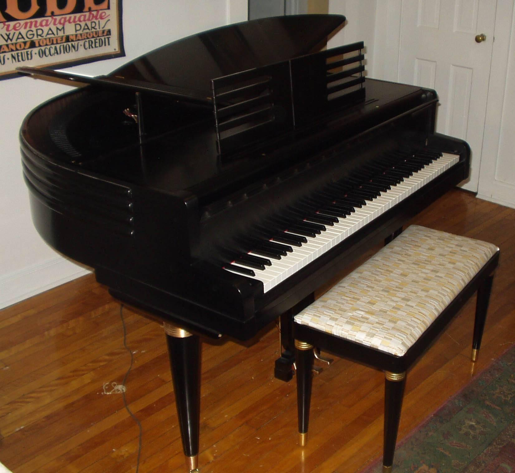 Mid-20th Century Wurlitzer “Butterfly” Baby Grand Piano