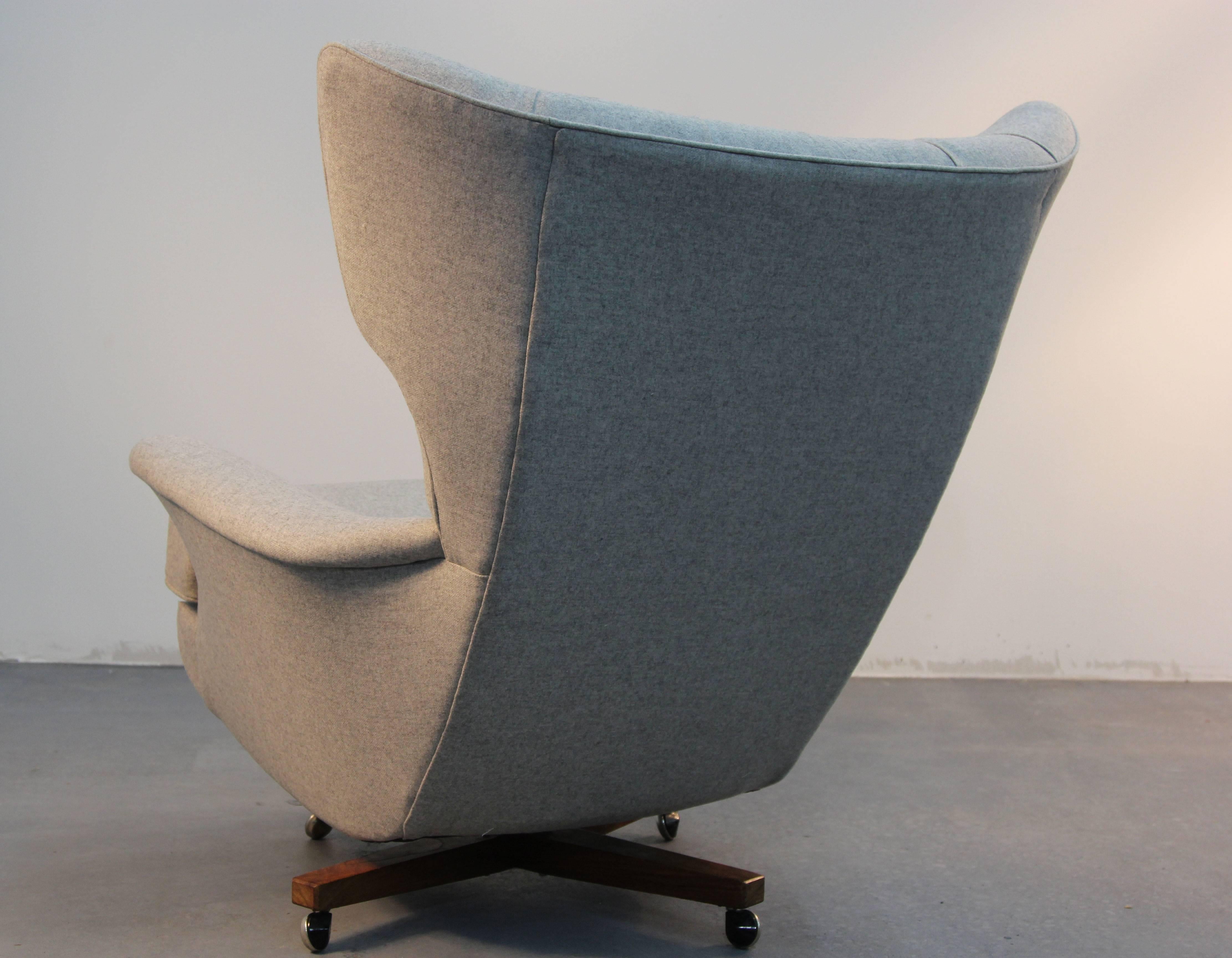 Wool Pair of G-Plan Blofeld Lounge Chairs with Matching Ottomans