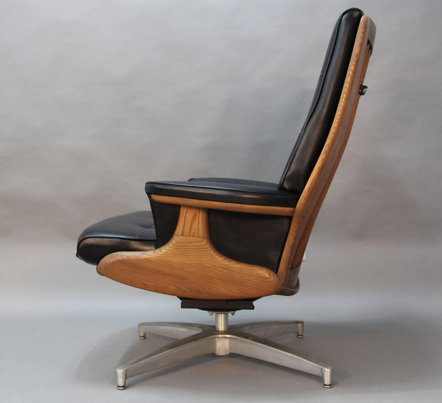 HeywoodWakefield Lounge Chair and Ottoman at 1stdibs