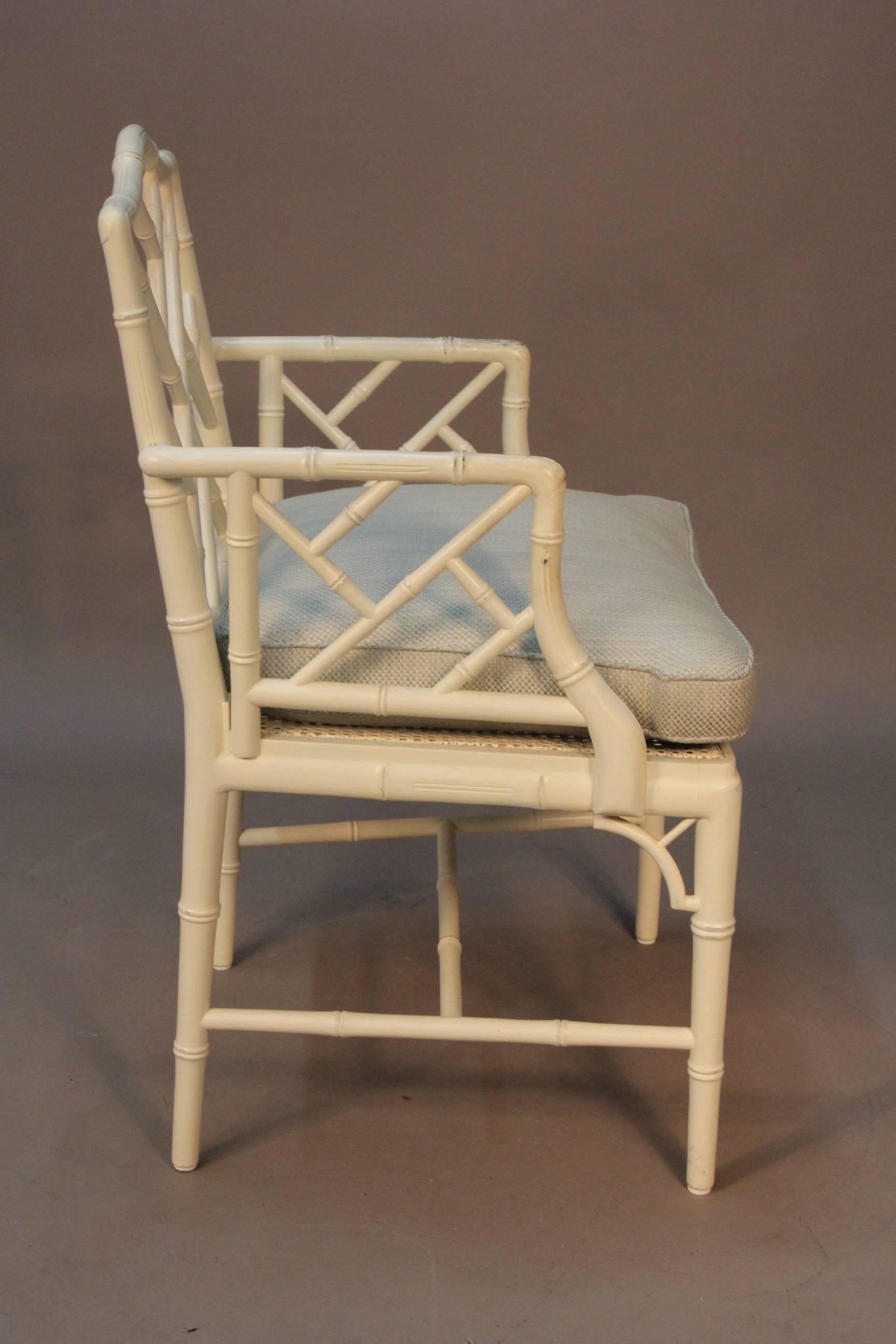 Mid-20th Century Chippendale Style Set of Six Faux Bamboo Chairs For Sale