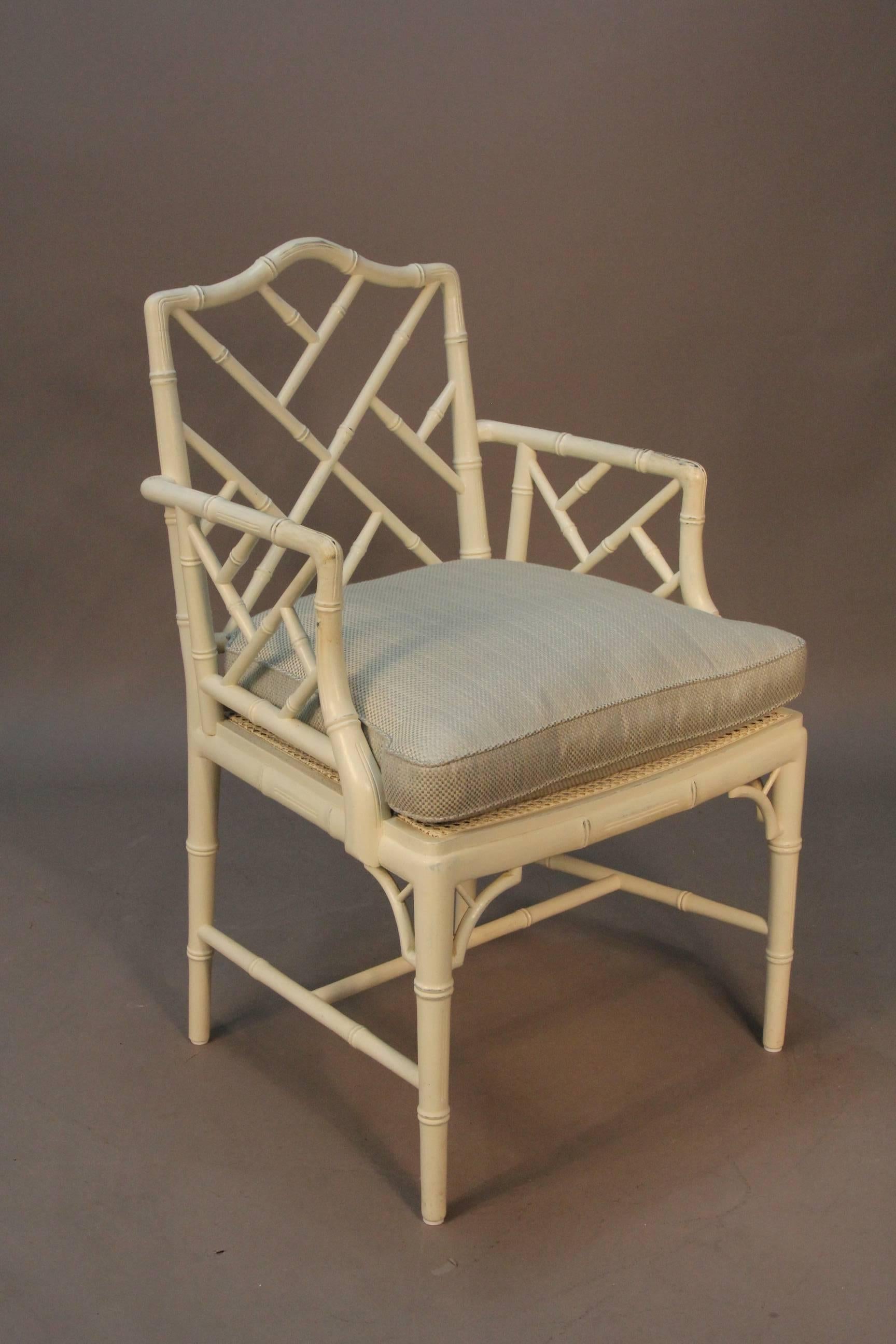 Chippendale Style Set of Six Faux Bamboo Chairs In Good Condition For Sale In Bridport, CT