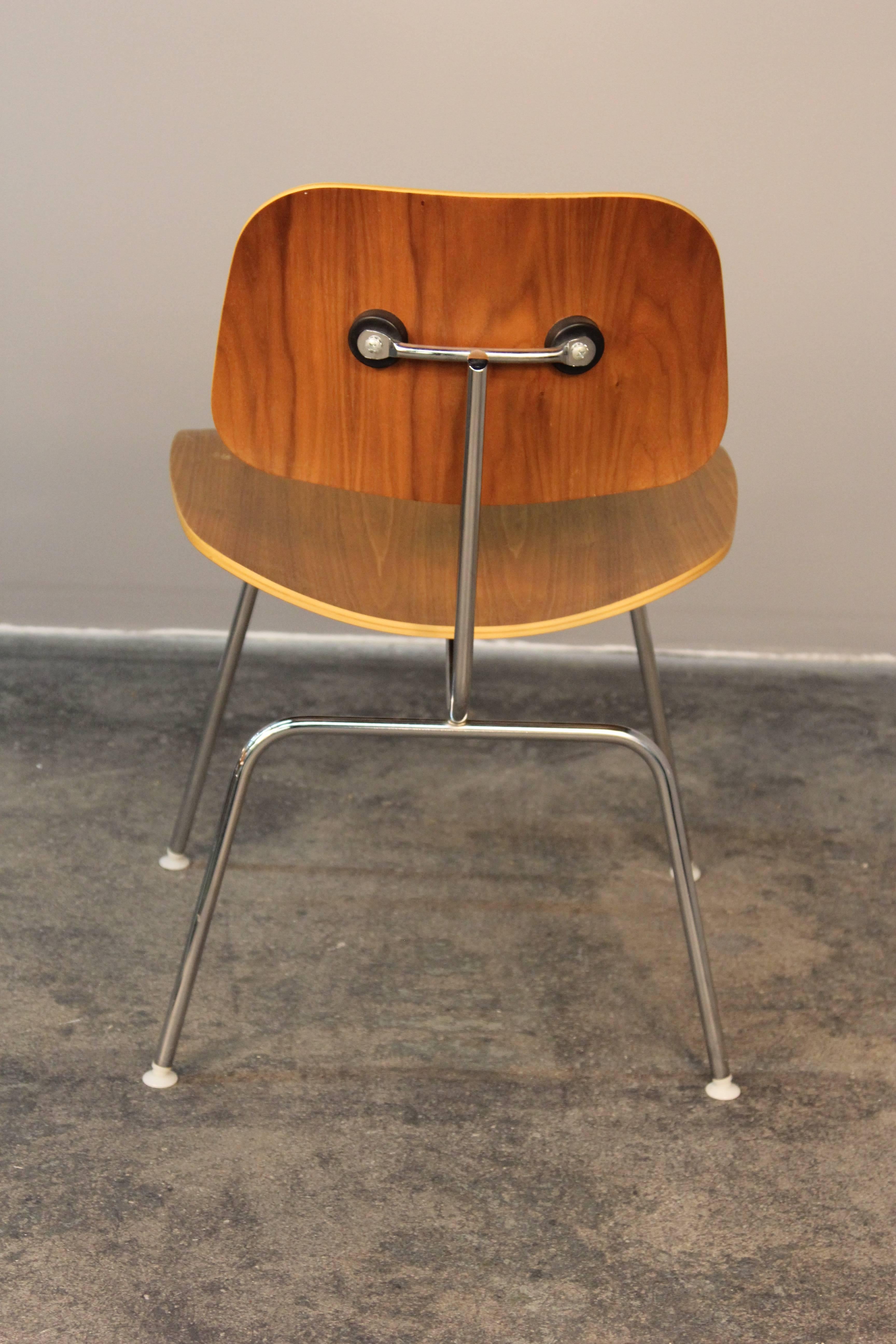 Set of Four Eames DCM Chairs for Herman Miller 2