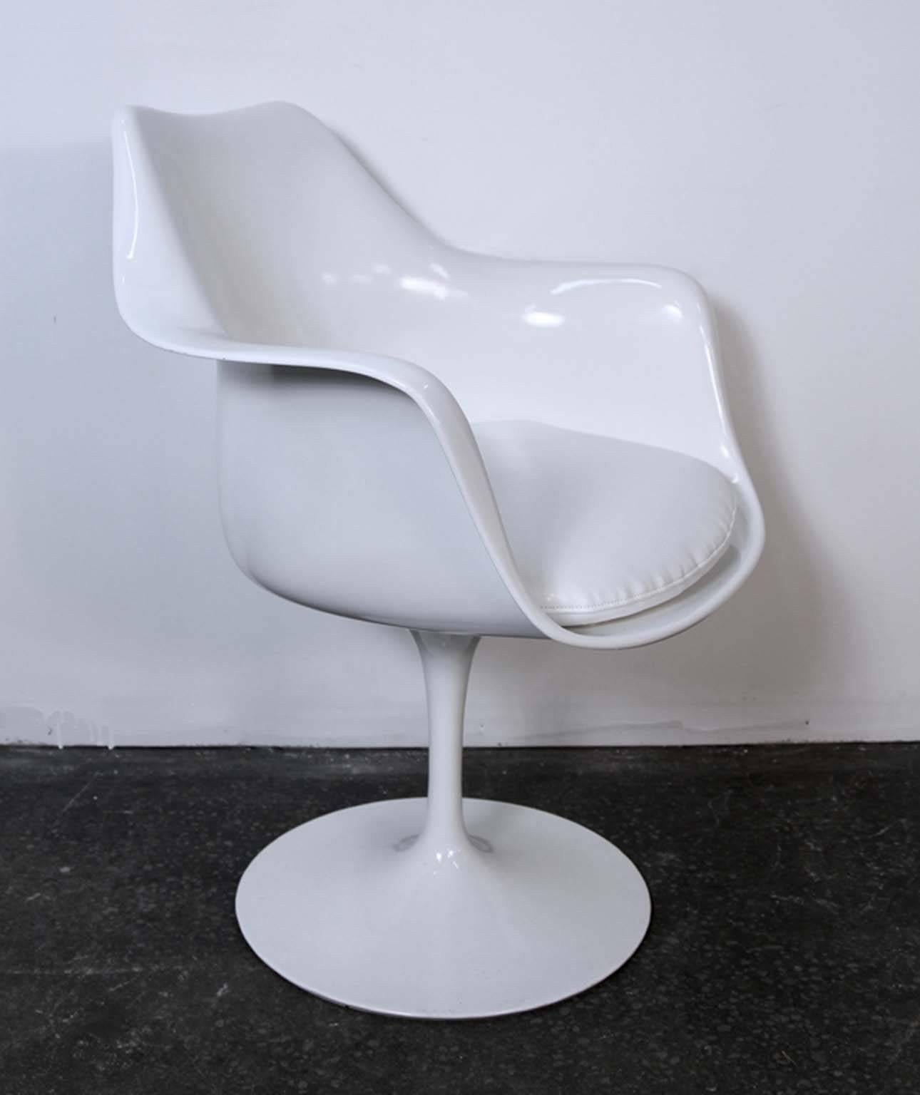 Steel Set of Six Mid-Century Eero Saarinen for Knoll Tulip Chairs