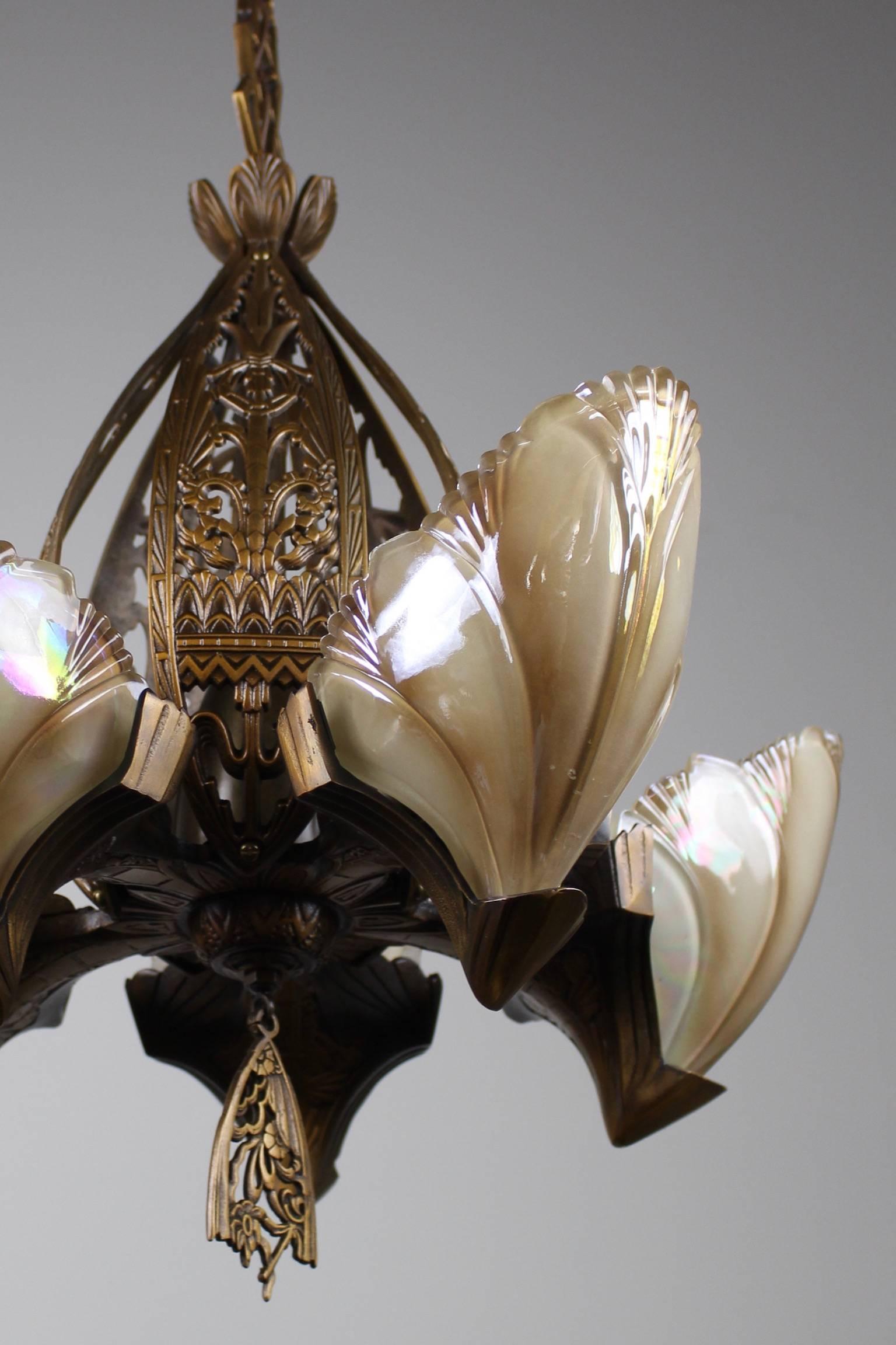 Early 20th Century Original Art Deco Fixture with Iridescent Oyster Coloured Shades For Sale