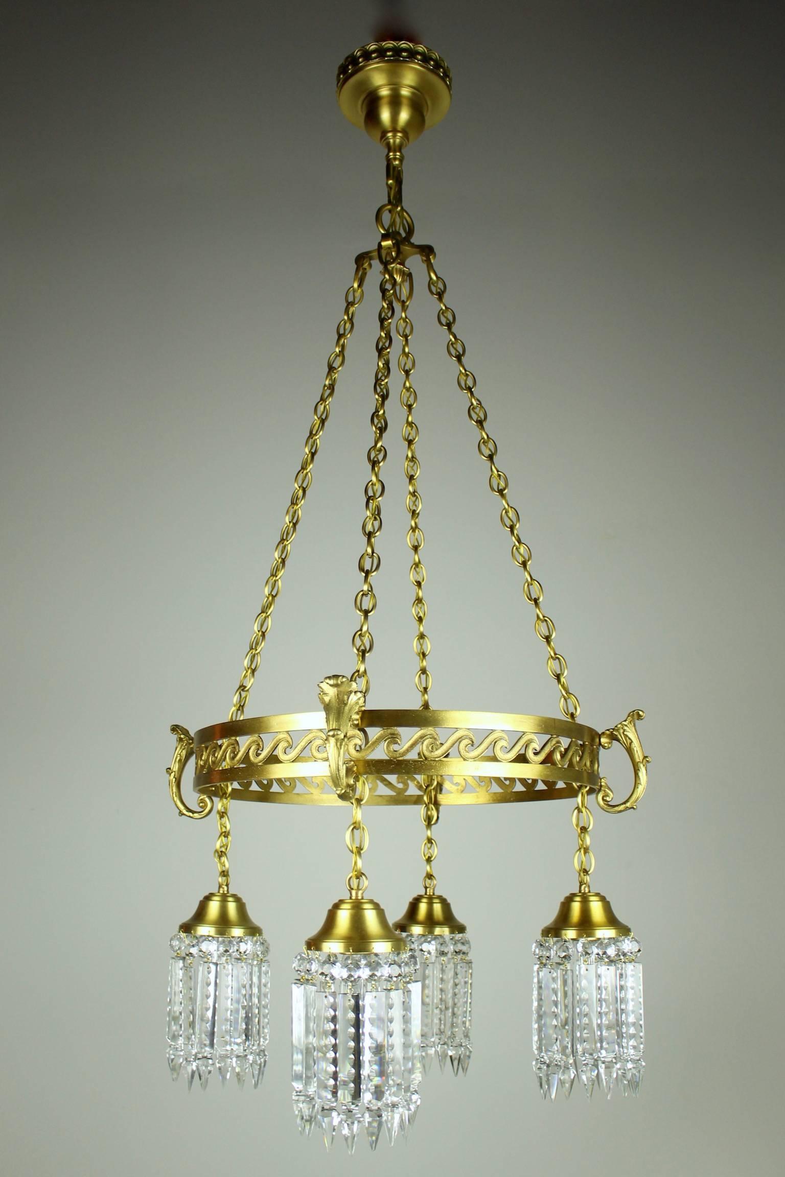 Early 20th Century Neoclassical Brass Ring-Fixture with Notched Crystal  For Sale