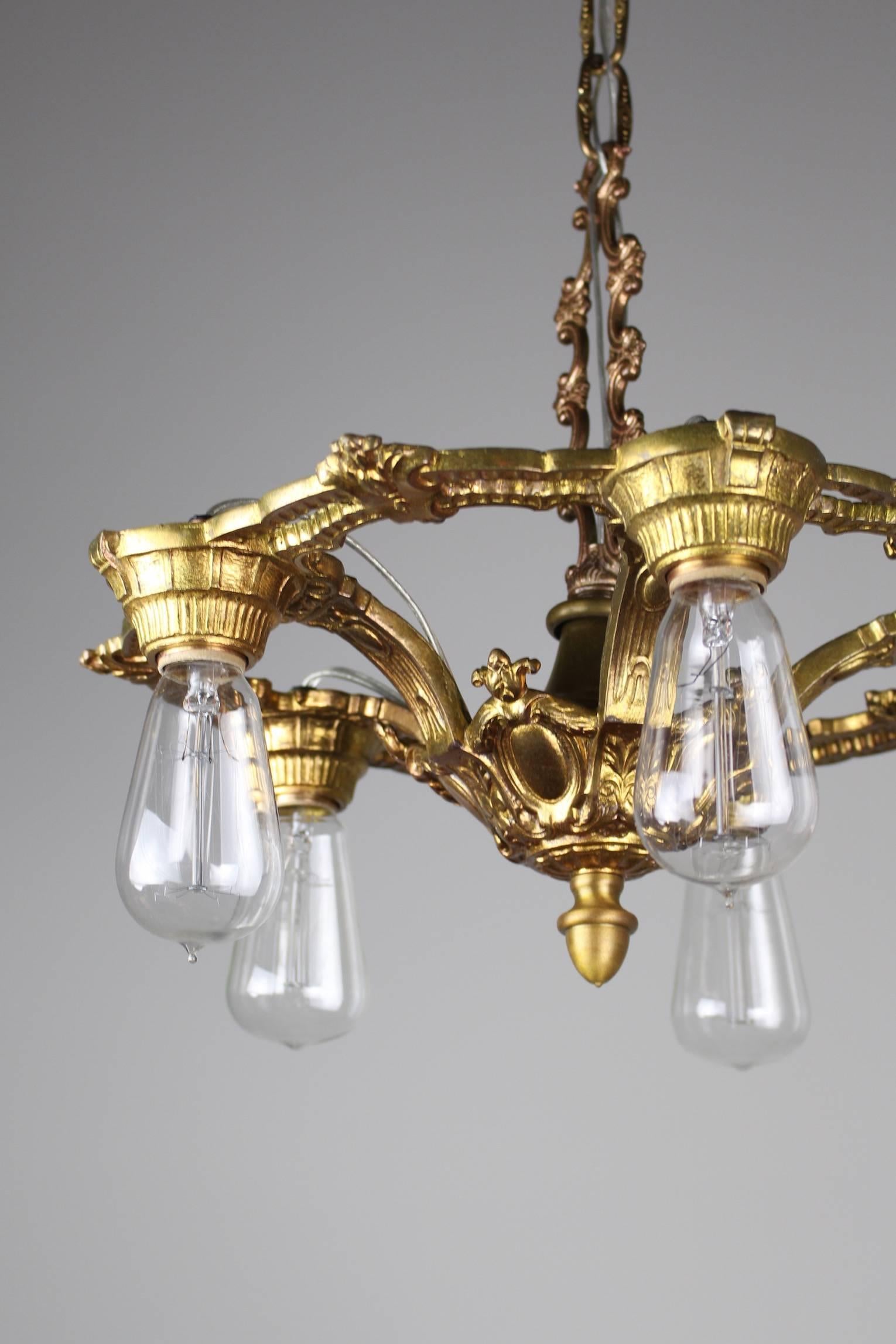1920s Cast Brass Fixture in the Neoclassical Style In Excellent Condition In Vancouver, BC