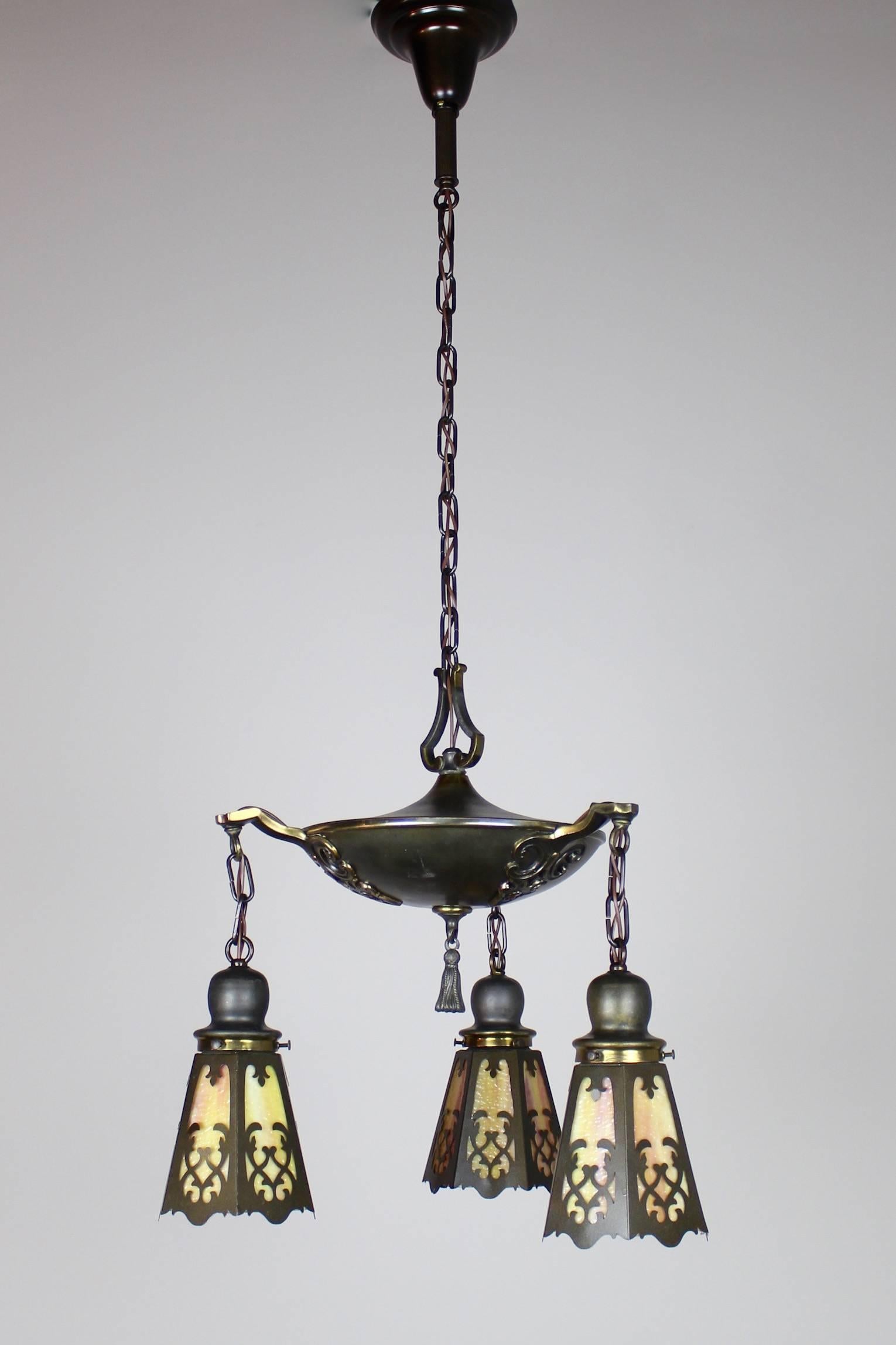 Classical Revival Tudor Pan Three-Light Fixture, circa 1920 In Excellent Condition For Sale In Vancouver, BC