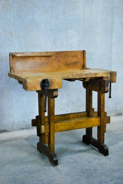 1920 Small Wooden Carpenters Workbench