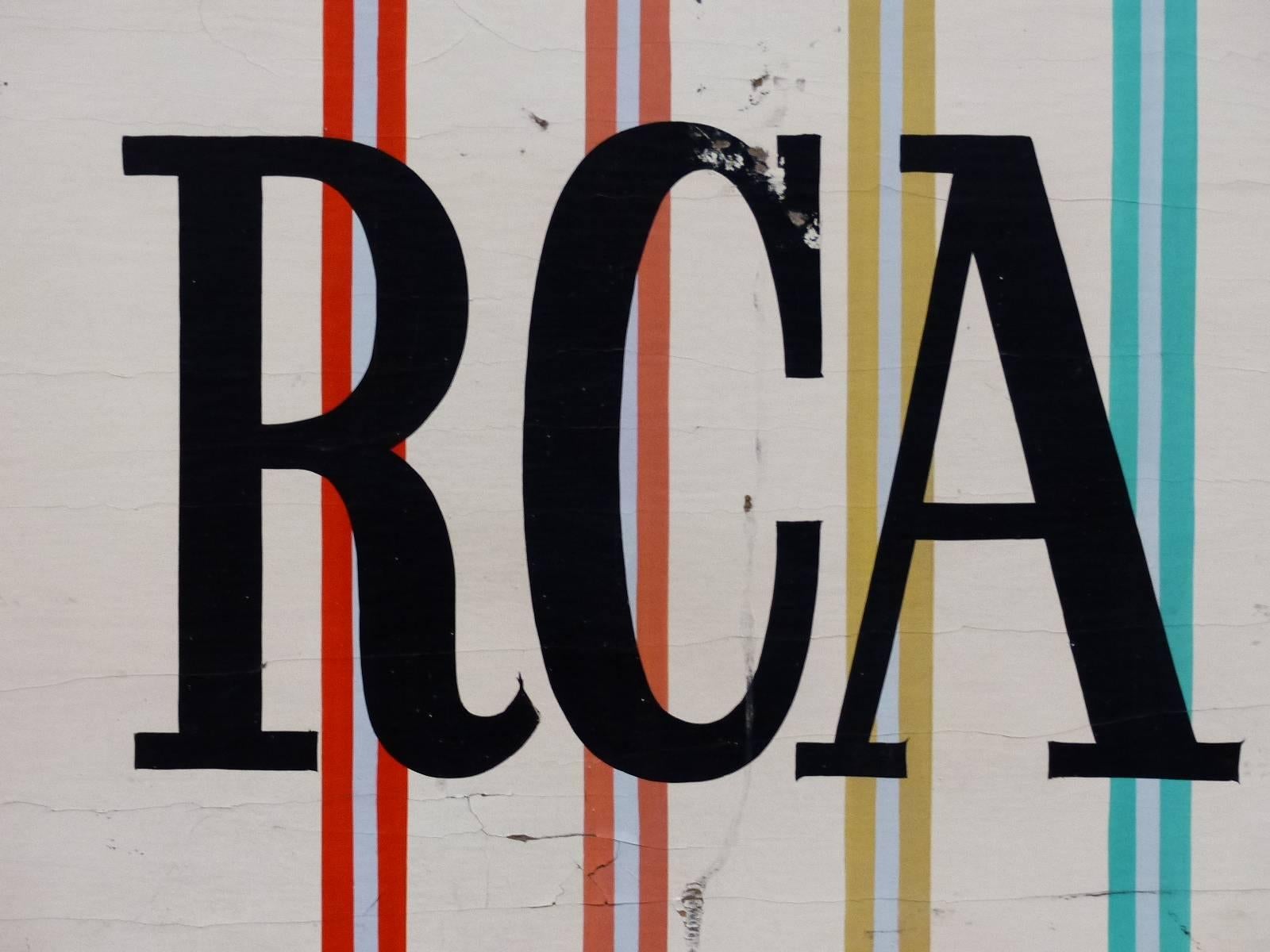 Vintage Wooden RCA Sign In Fair Condition In Surrey, BC
