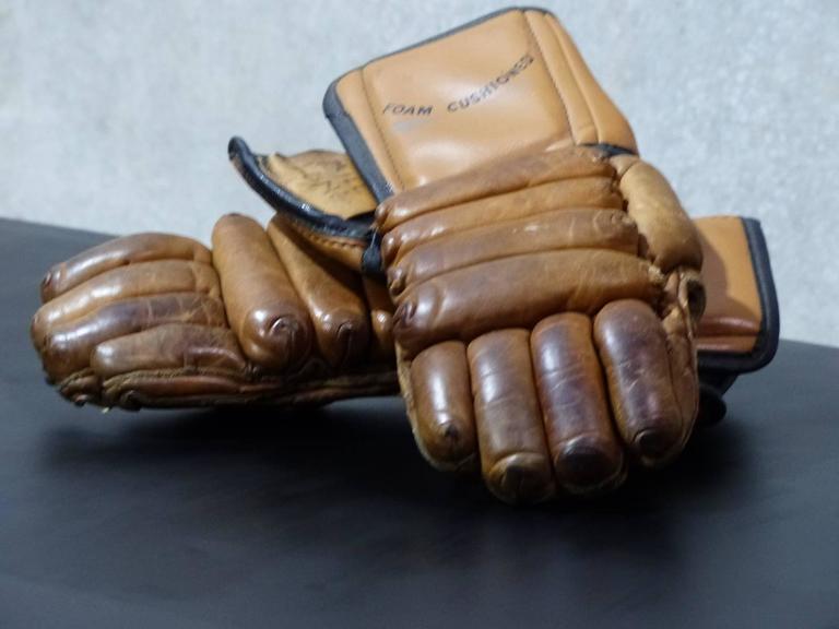 Vintage Hockey Gloves