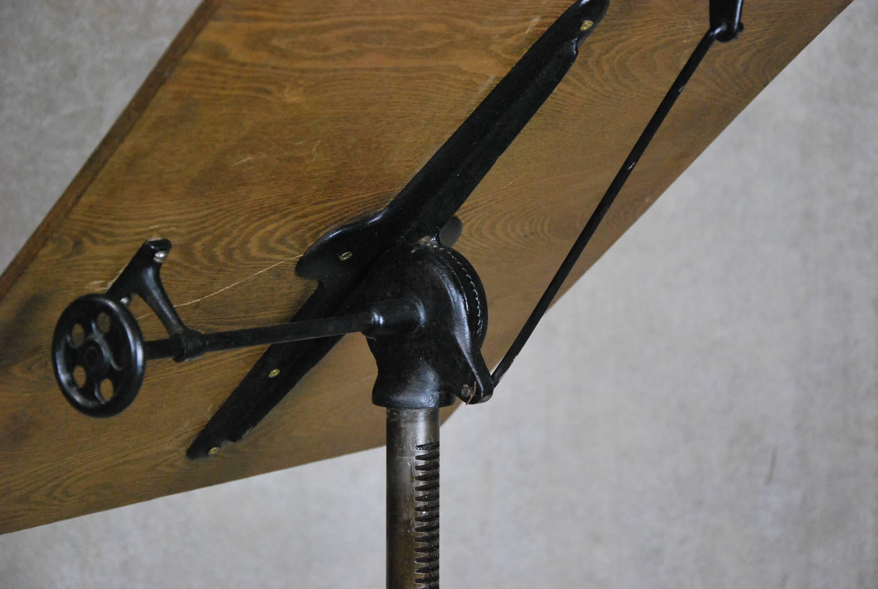 1910 Cast Iron Adjustable Drafting Table In Excellent Condition In Surrey, BC