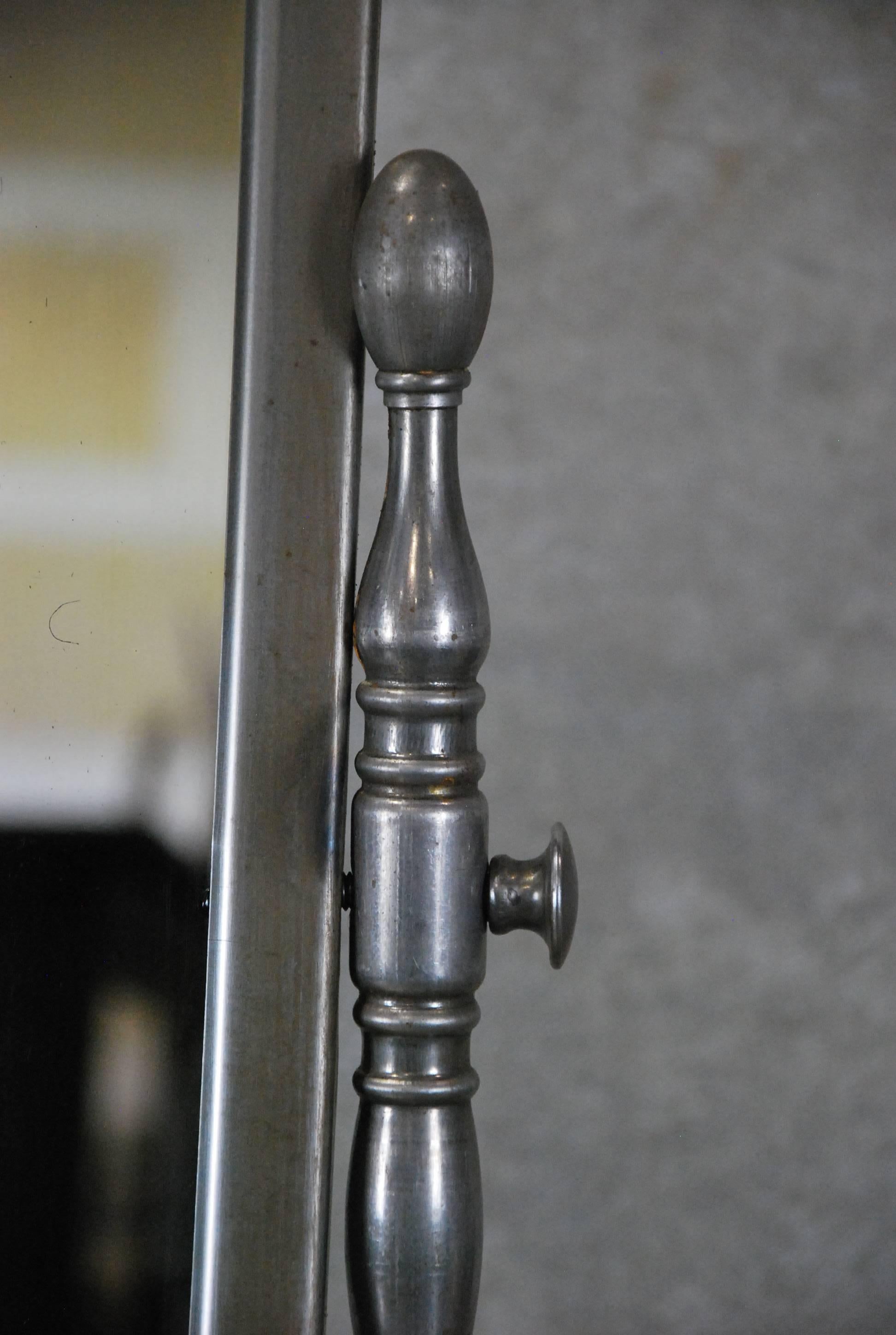 1930 simmons metal dresser