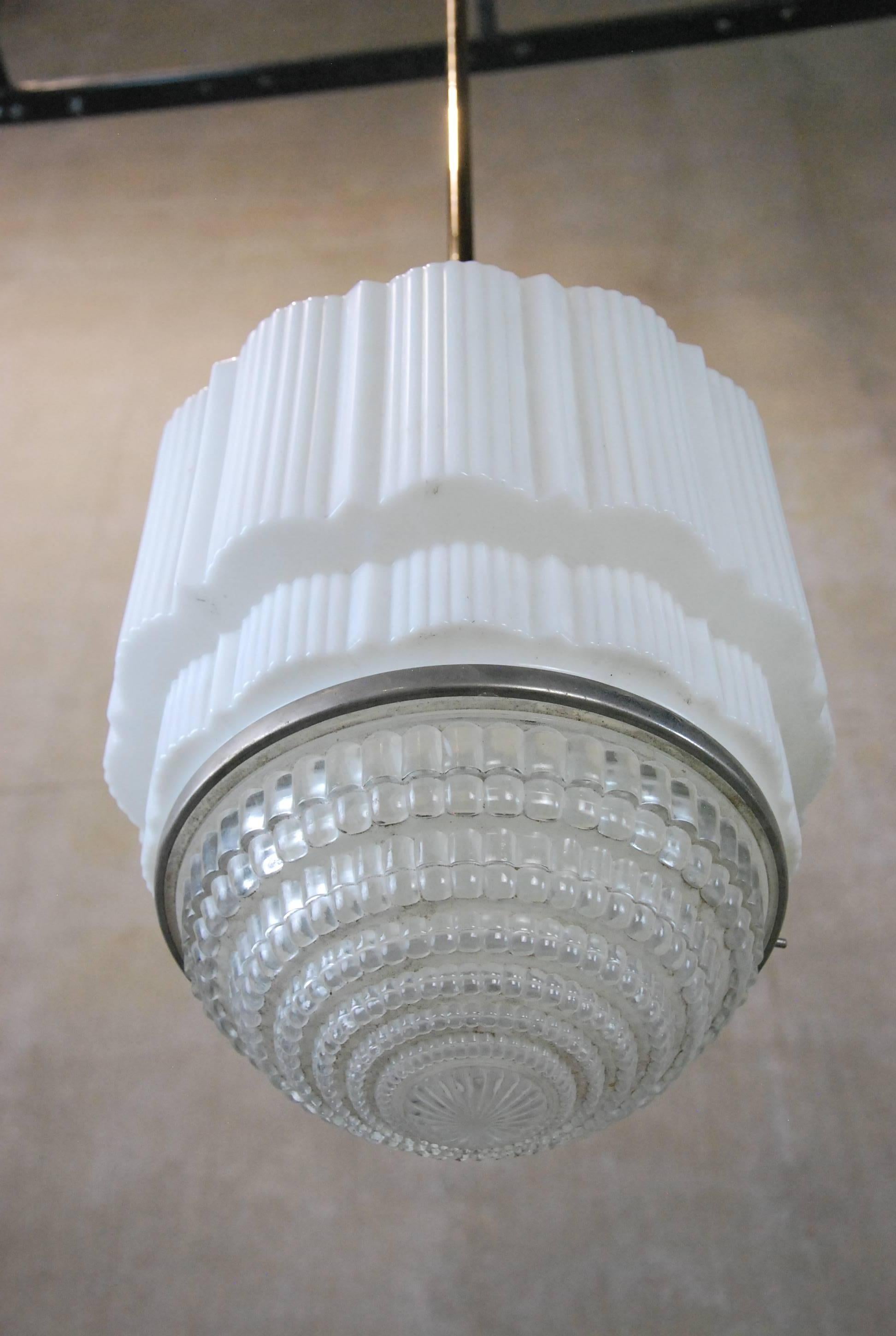 1920, Set of Three Large Deco Pendant Lights In Good Condition In Surrey, BC