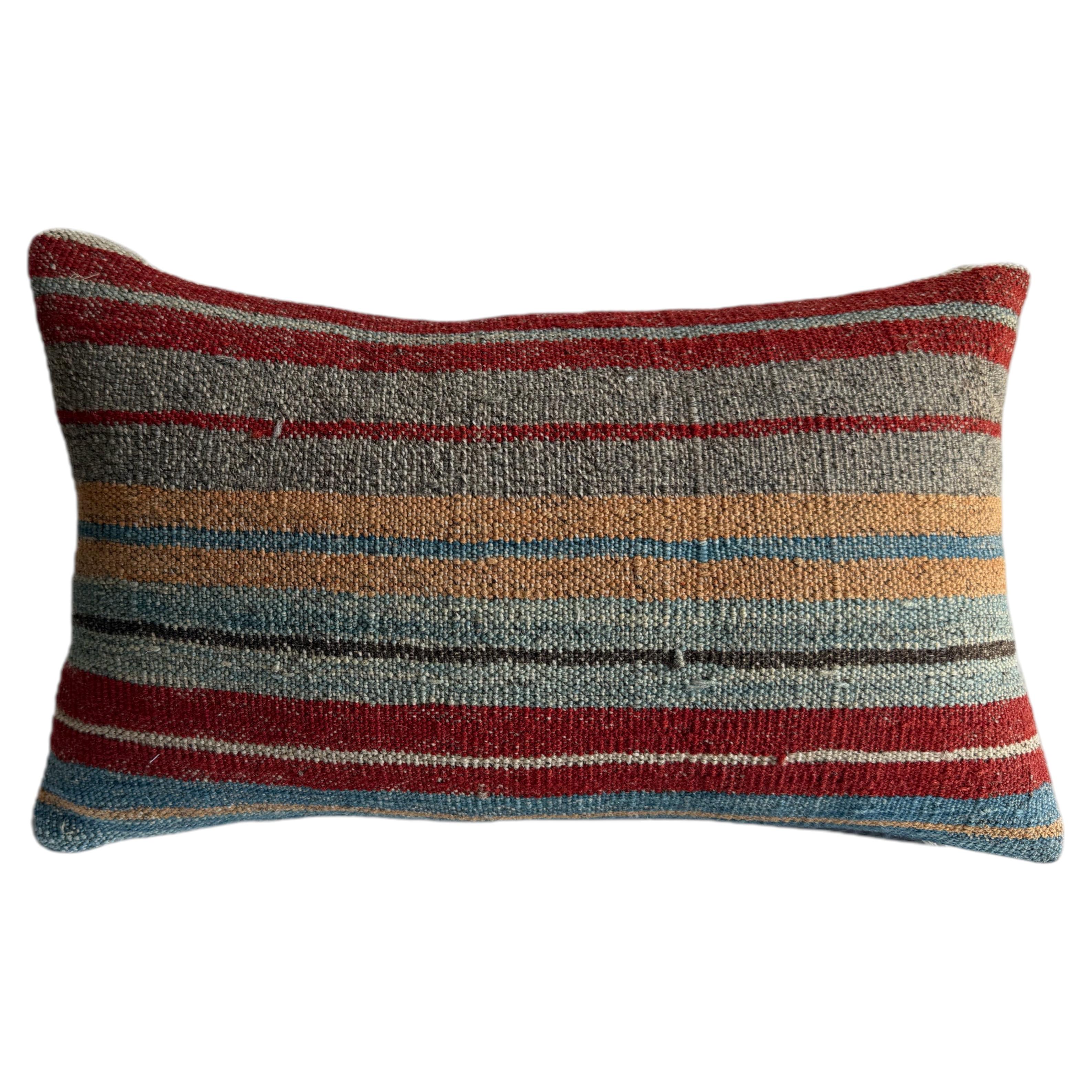 Cuscino antico turco in kilim tessuto a mano del XIX secolo