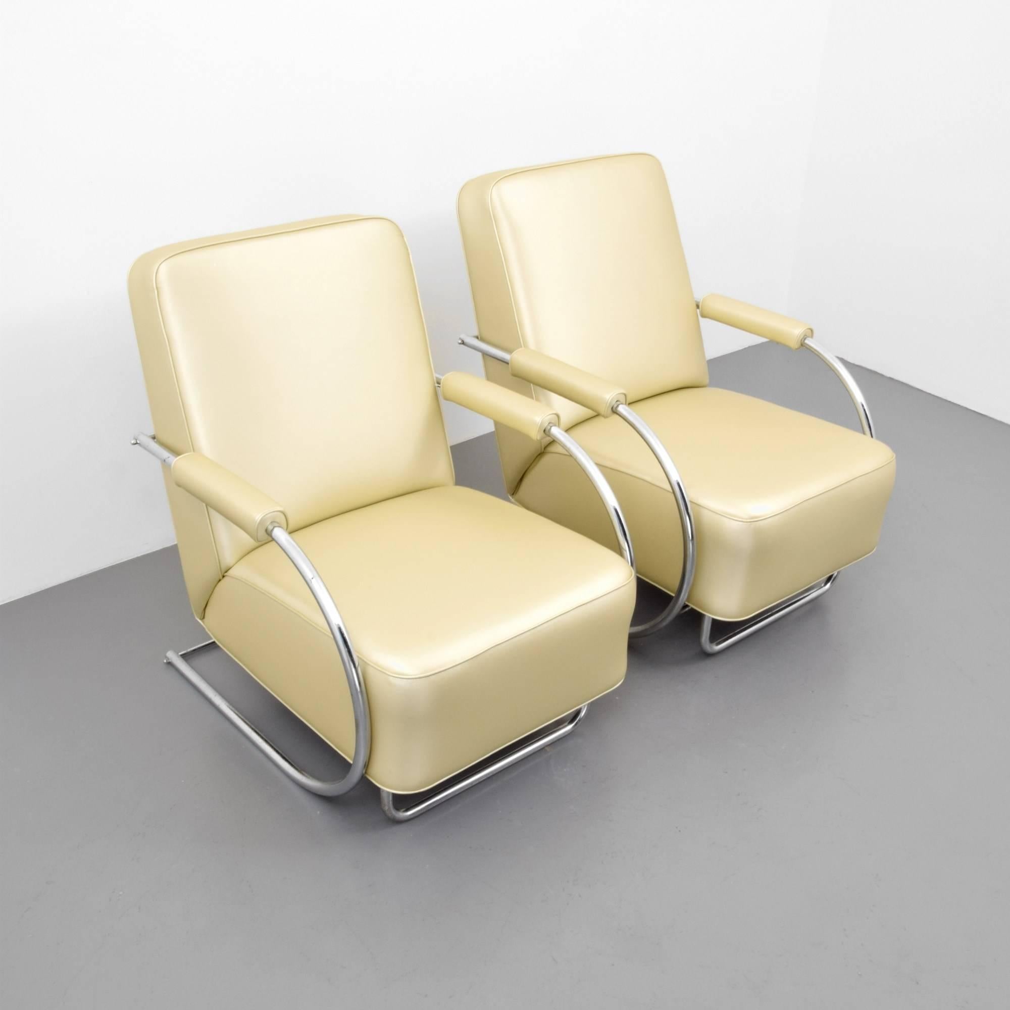 Art Deco Pair of Lounge Chairs in the Manner of KEM Weber, circa 1935