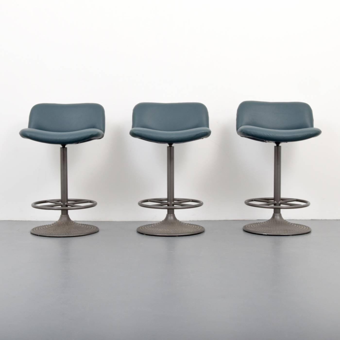 Caribe stools by Ilmari Tapiovaara for ICF. Reference: Furniture 2000- Modern Classics and New Designs in Production, Leslie Piña, pg. 142.

Markings: ICF label.
 
