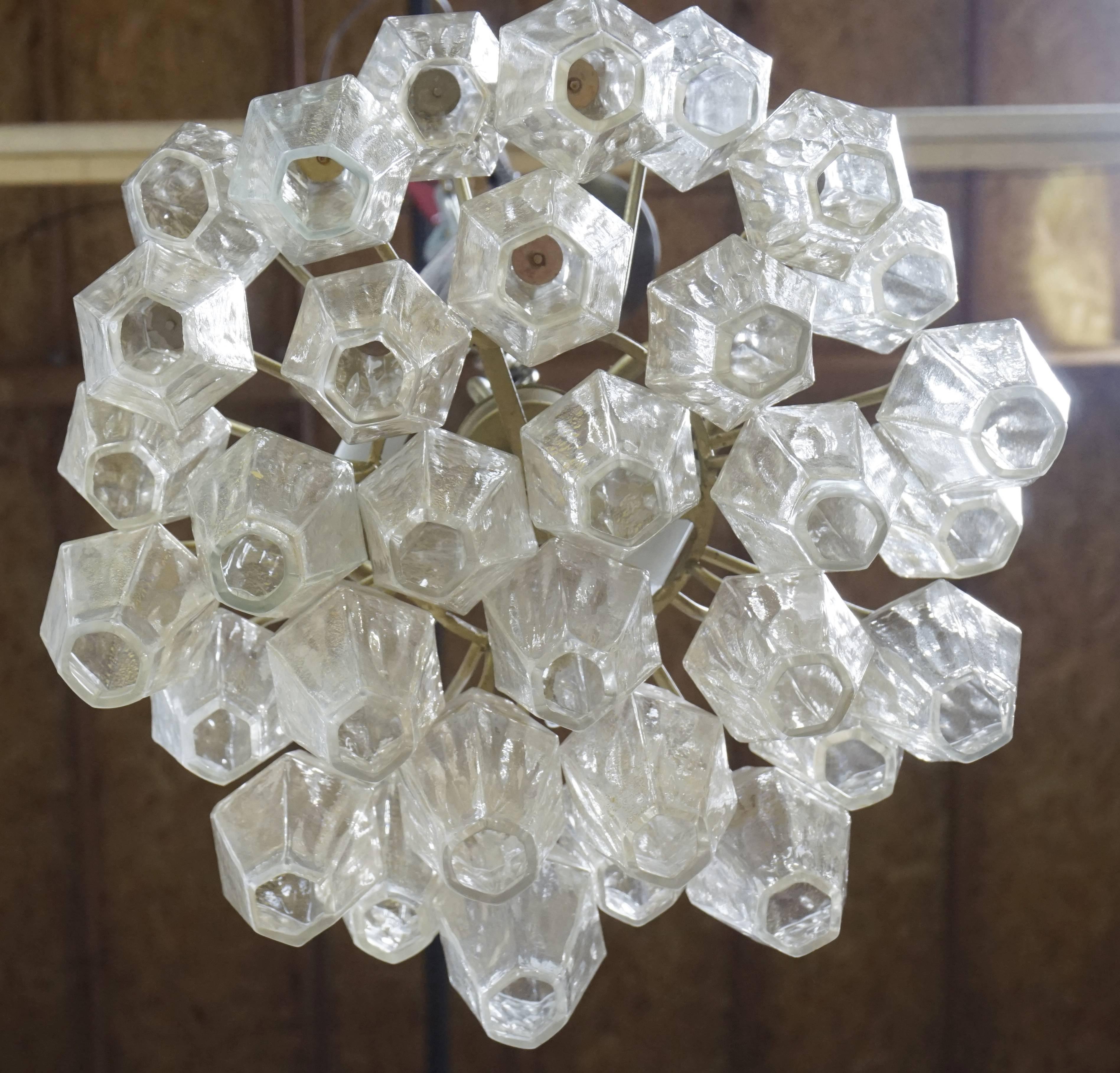 Gold Flecked Glass Venini Polyhedral Chandelier by Carlo Scarpa In Excellent Condition In San Francisco, CA