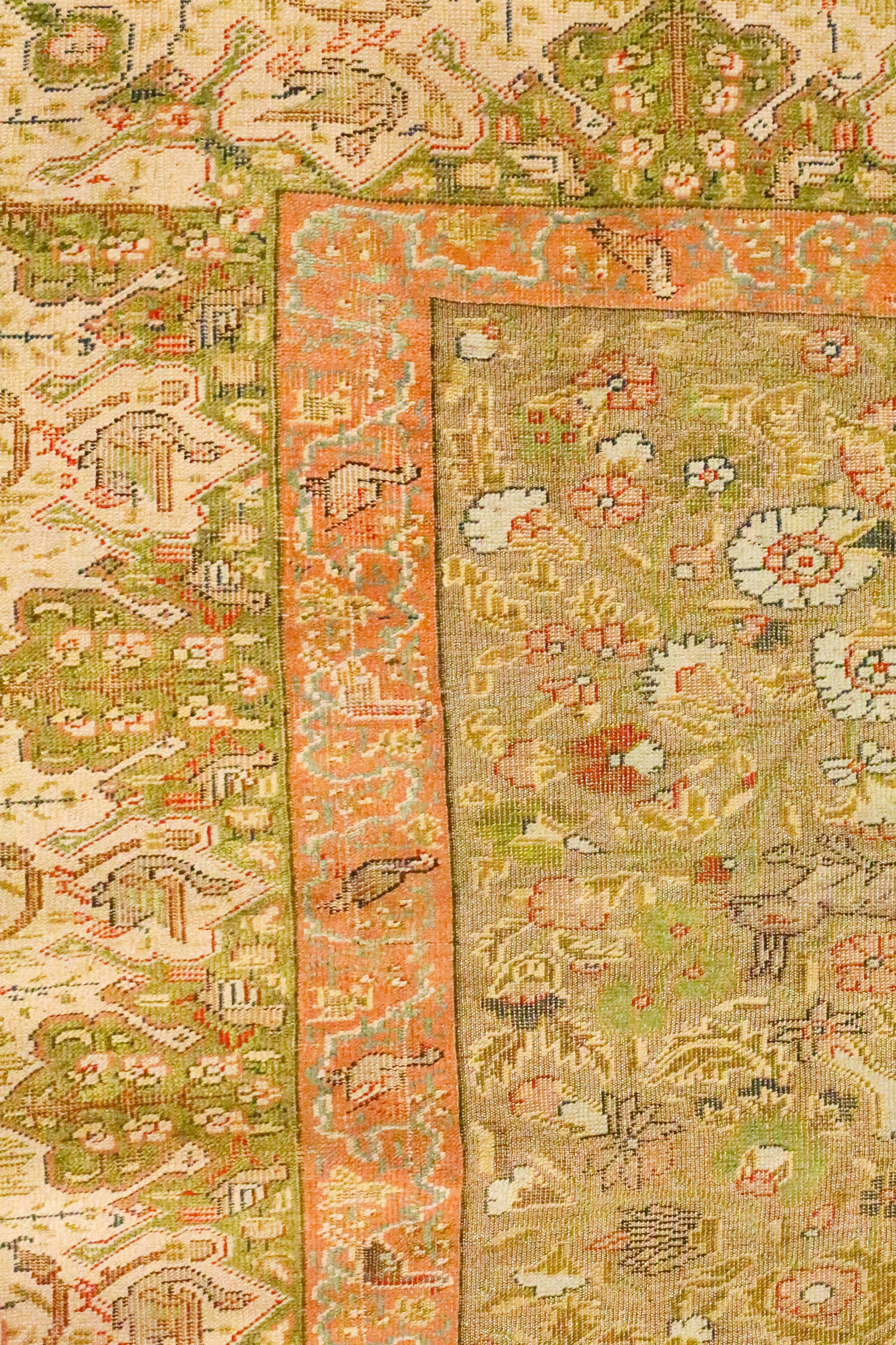 Antiker türkischer Kaiseri-Teppich aus Seide, um 1880 (Spätes 19. Jahrhundert) im Angebot