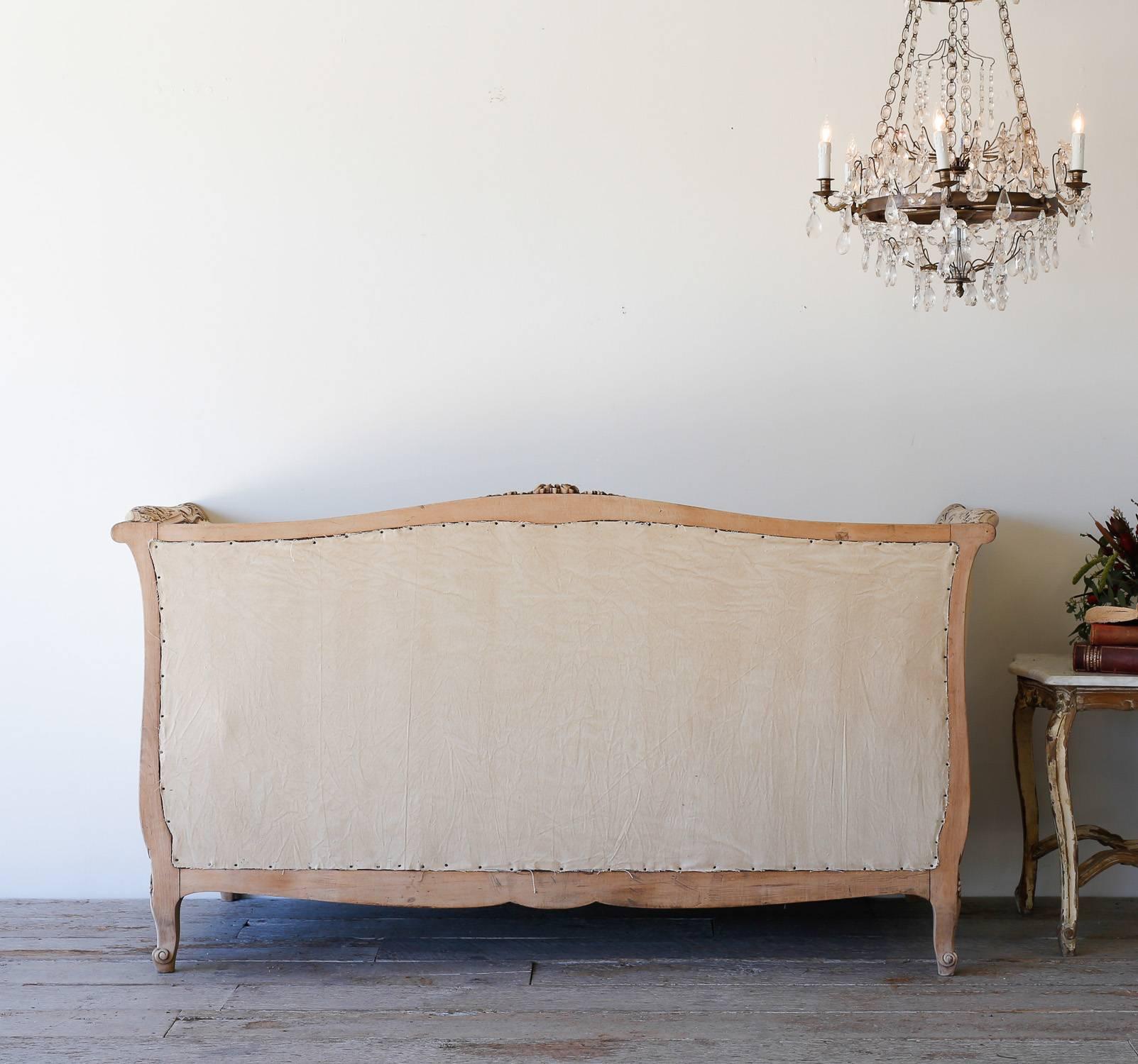 Antique Louis XV Daybed 3