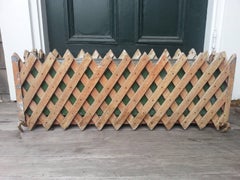 Lattice planter box