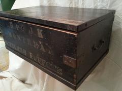Montreal Travel Chest