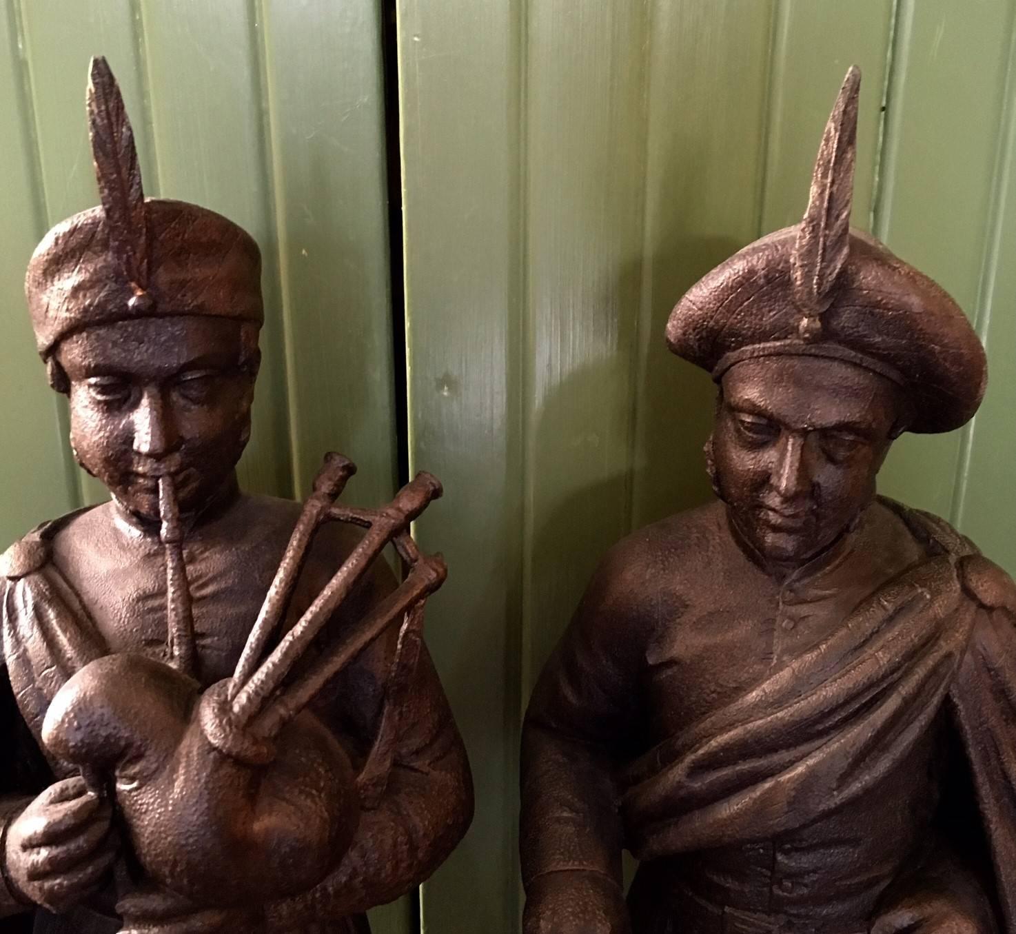 Hand-Carved 19th Century Finely Carved and Gilded Scotsman Counter-Top Tobacco Trade Figures For Sale