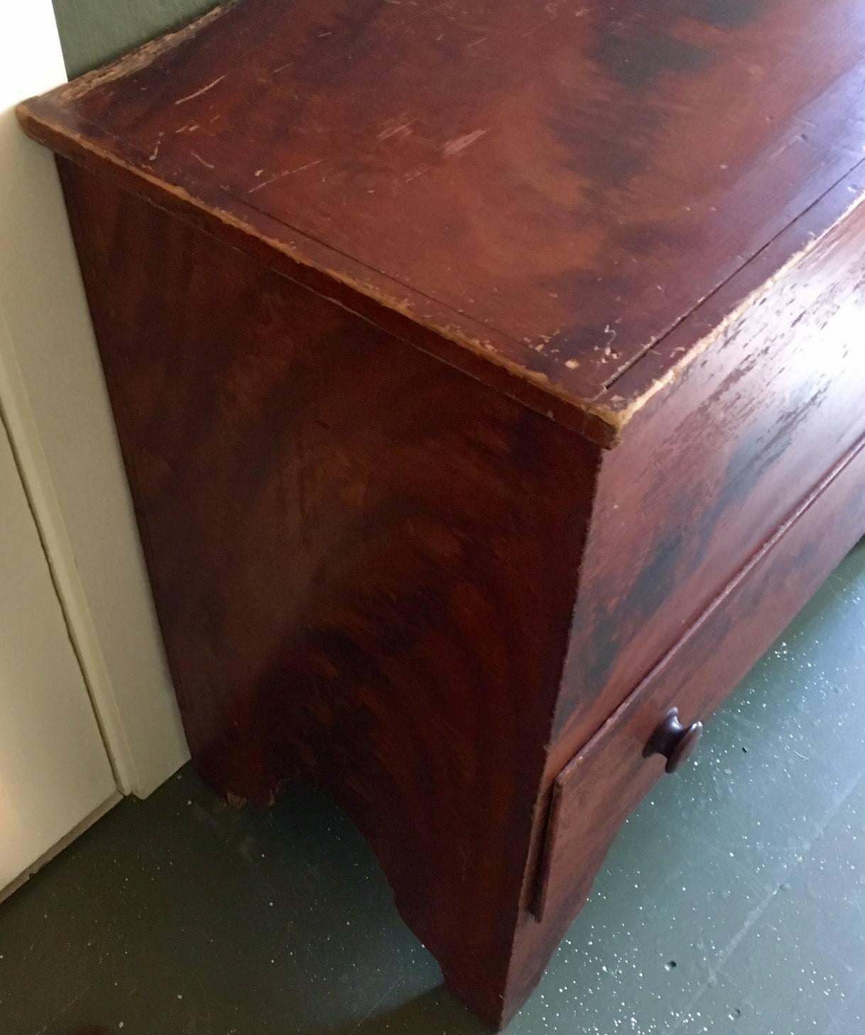 American Colonial Late 18th Century New England Grain Painted Pine One-Drawer Blanket Chest