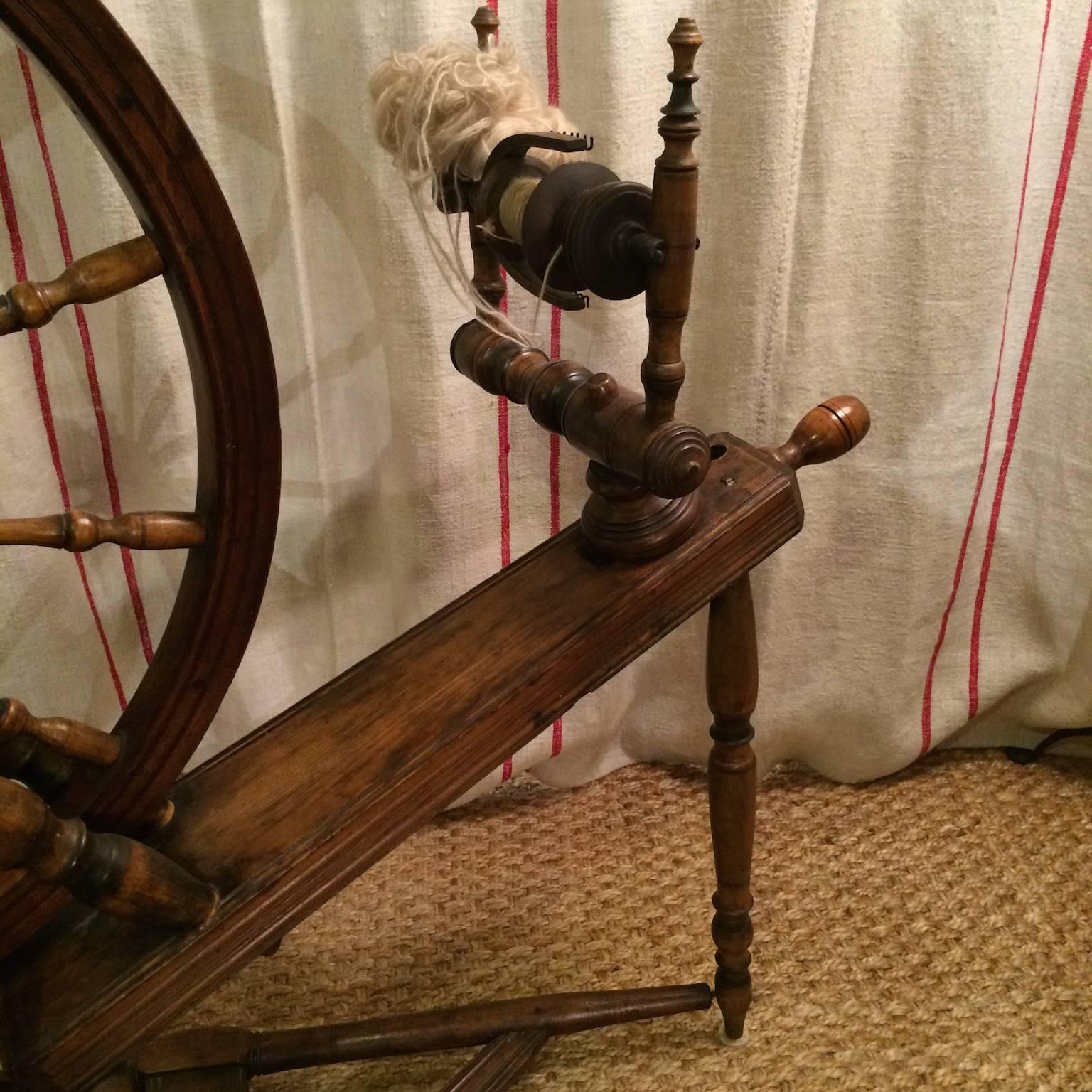 American 19th Century Spinning Wheel For Sale