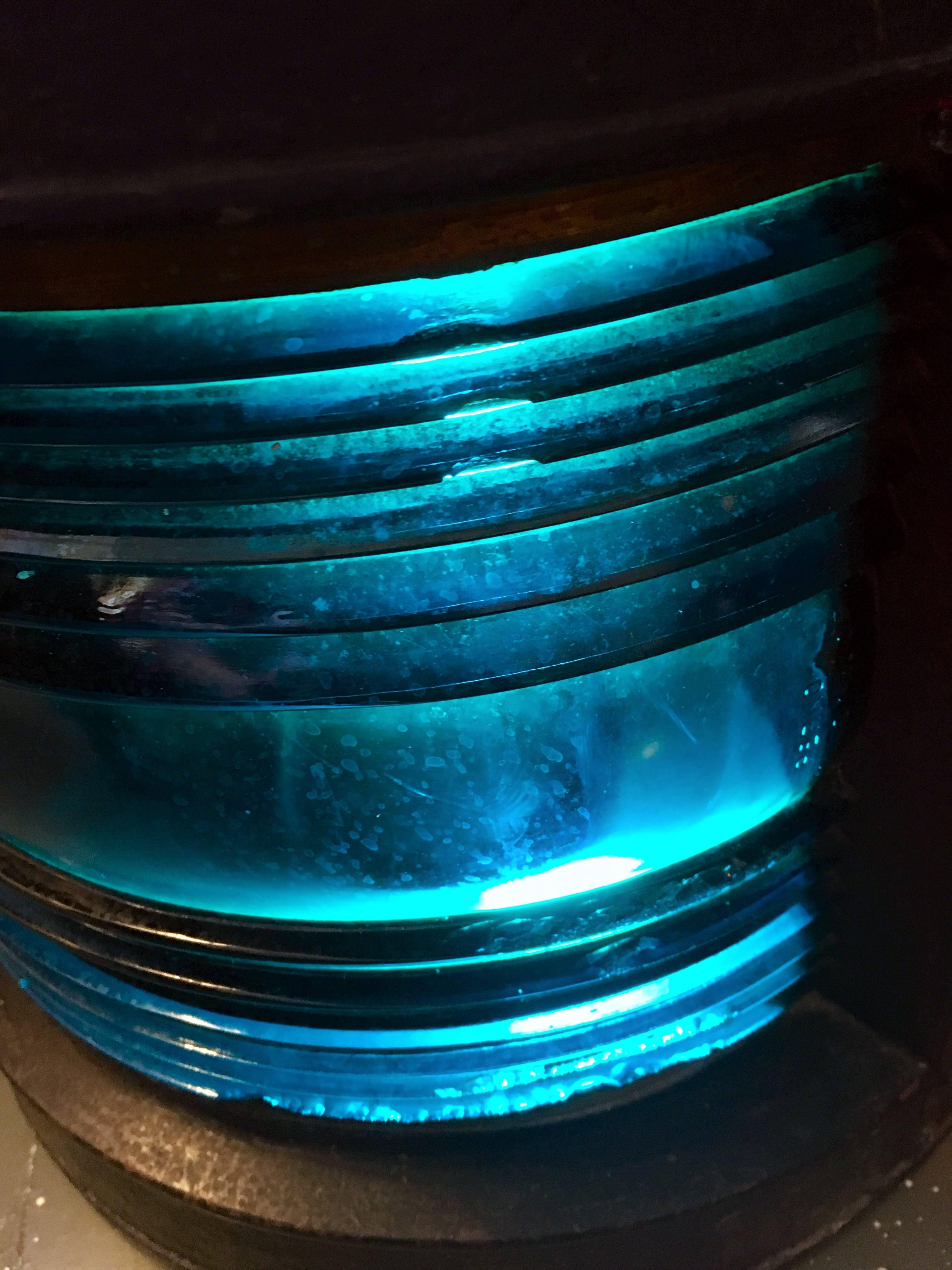 Pair of Very Large American 19th Century Ship's Bow Lights with Fresnel Lens In Excellent Condition In Nantucket, MA