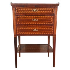 Table d'appoint française de style Louis XVI en marqueterie, Paris, vers 1770