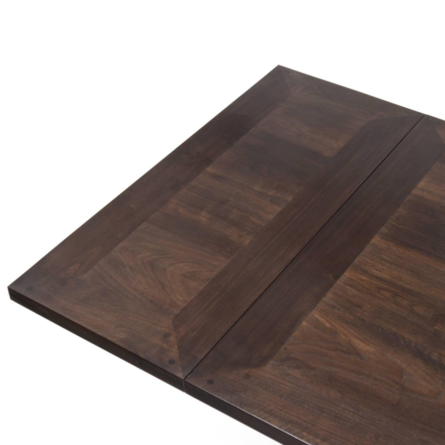 Contemporary Siena Dining Table For Sale