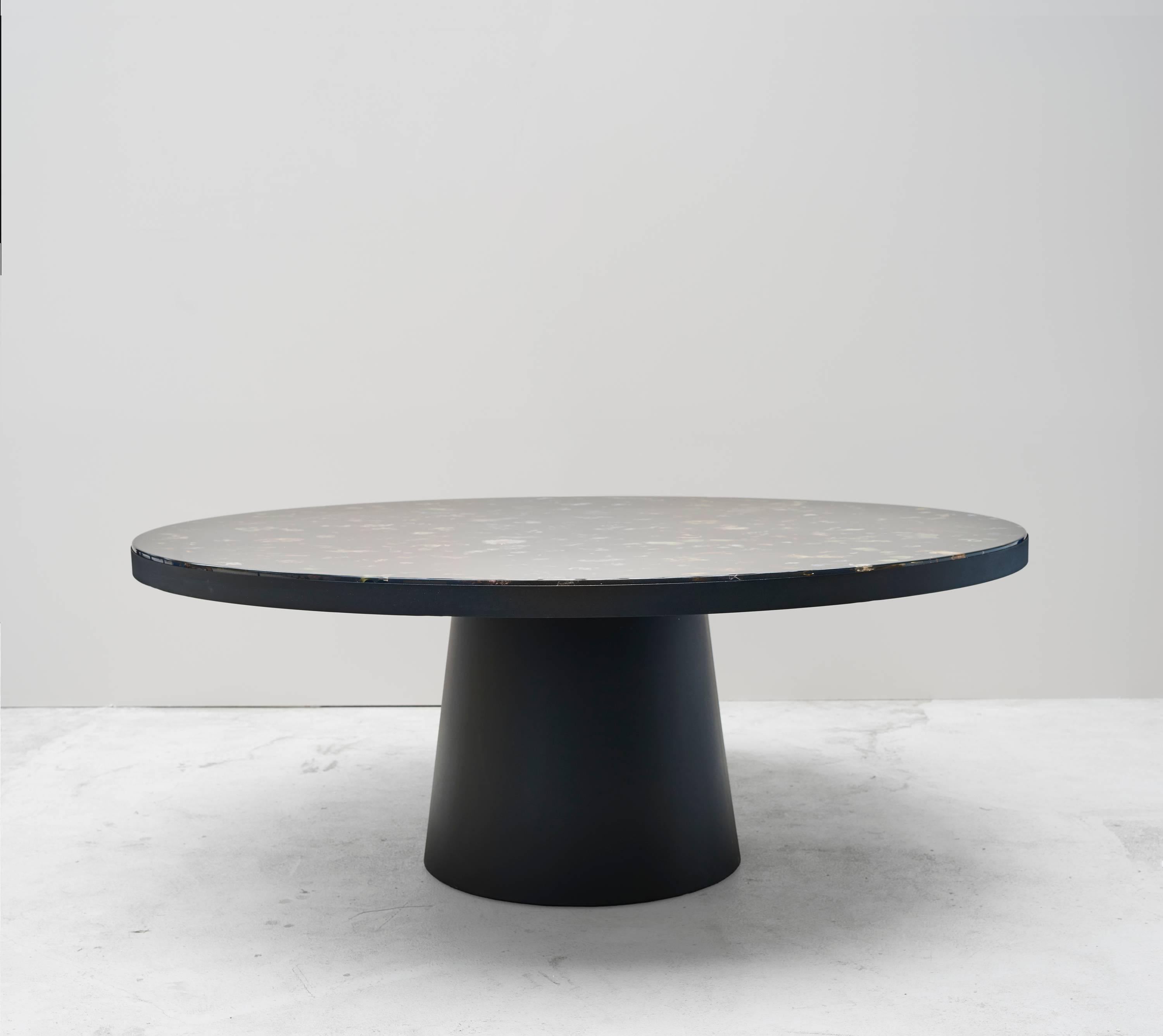 Table, 2017

Steel, flowers, black resin

Unique piece

Measures: H 29.9 x D 74.8

(76 x 190 cm).