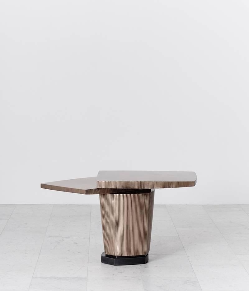 Gary Magakis, Ledges 1 Table d'appoint en bronze, États-Unis, 2016 Excellent état - En vente à New York, NY