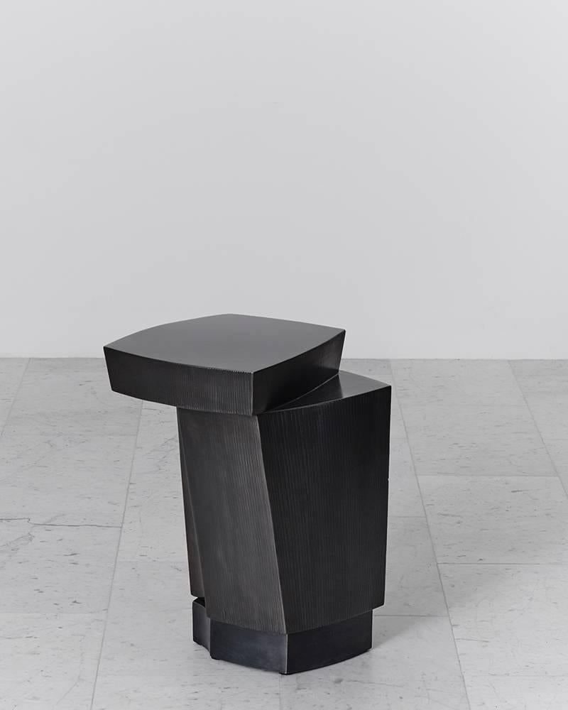 Acier Gary Magakis, table d'appoint Ledges en acier noirci, États-Unis, 2016 en vente