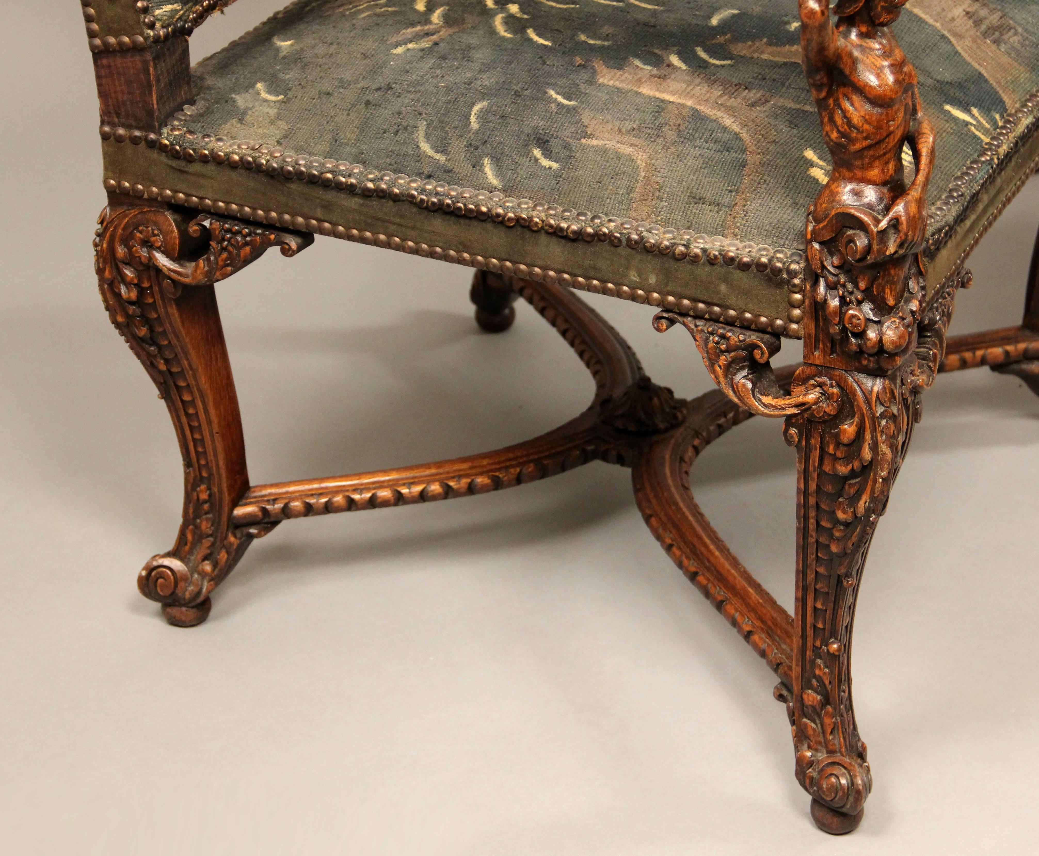 Fine Pair of Late 19th Century Carved Wood Armchairs In Good Condition For Sale In New York, NY