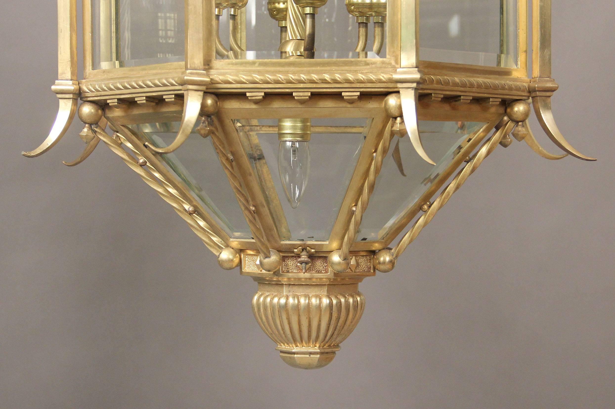 Fine Pair of Late 19th Century Gilt Bronze Five-Light Lanterns In Good Condition For Sale In New York, NY