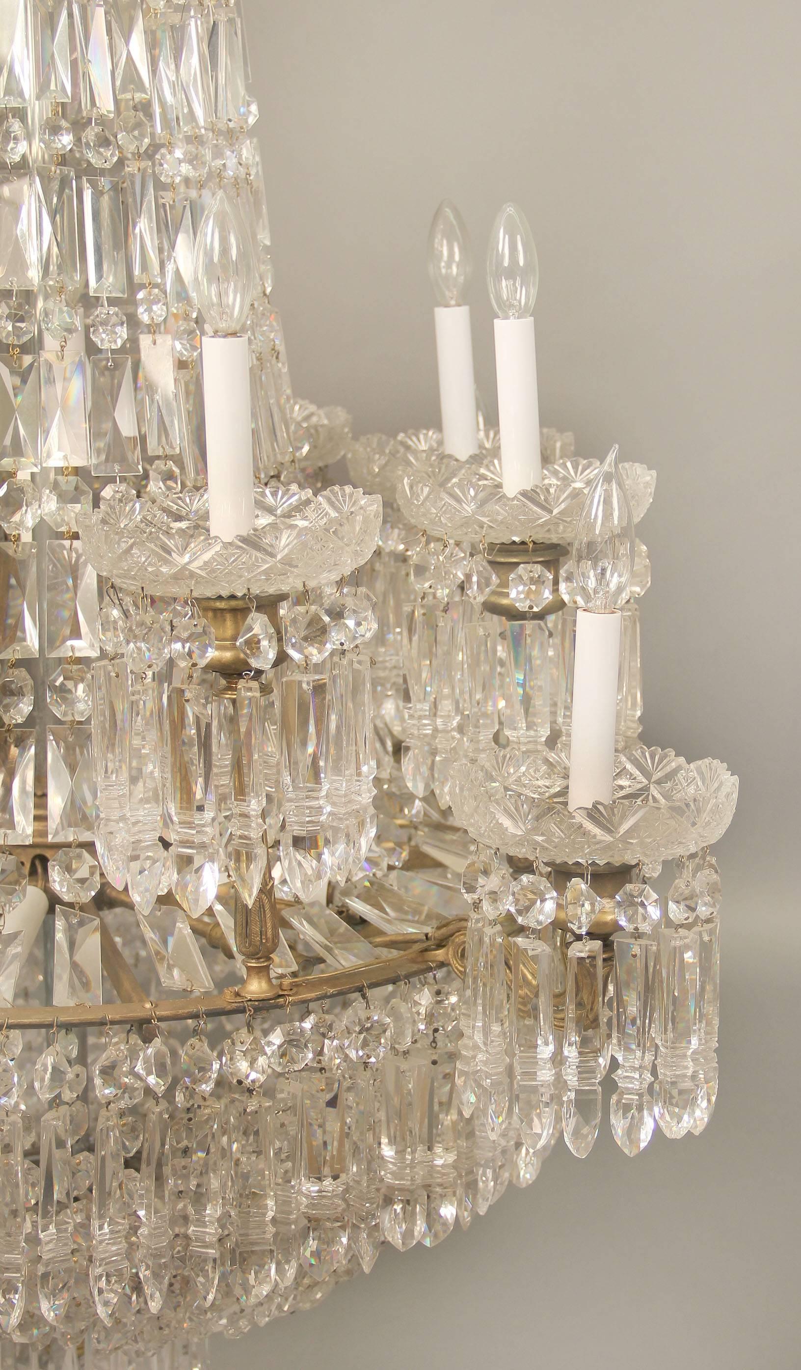 Irish Exceptional Early 19th Century Waterford Crystal Eighteen-Light Chandelier For Sale